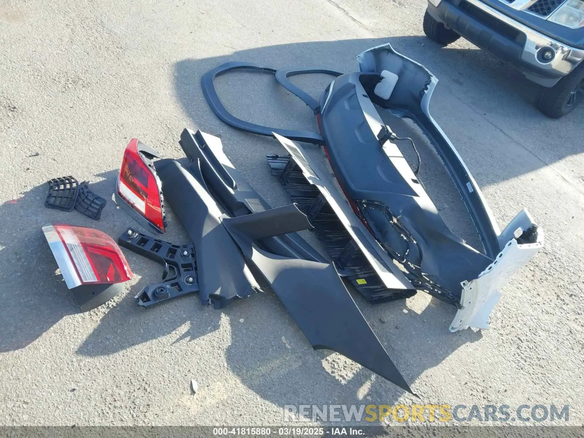 12 Photograph of a damaged car 1V2GC2CA1MC228064 VOLKSWAGEN ATLAS CROSS SPORT 2021