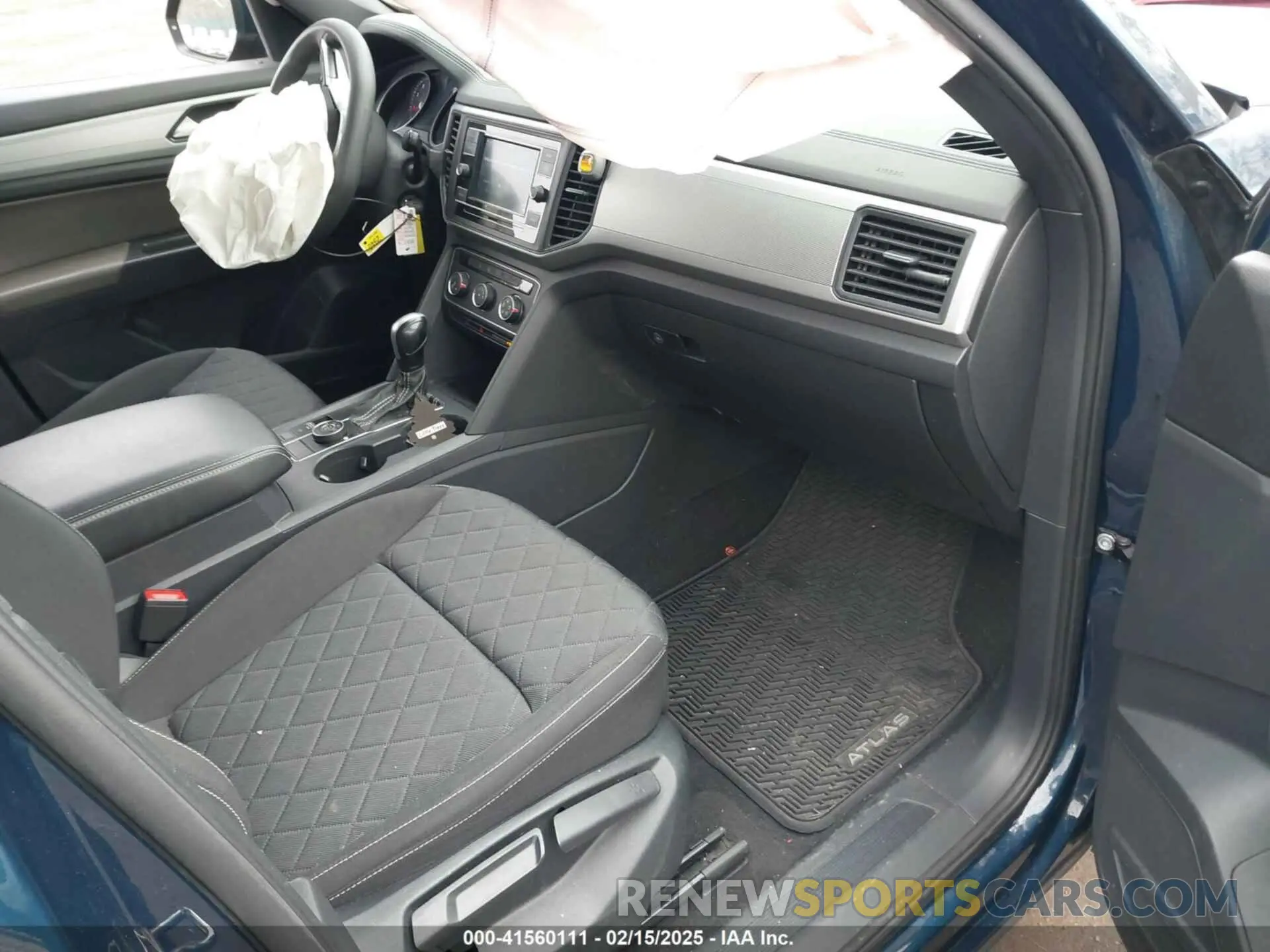 5 Photograph of a damaged car 1V2GC2CA3MC231435 VOLKSWAGEN ATLAS CROSS SPORT 2021