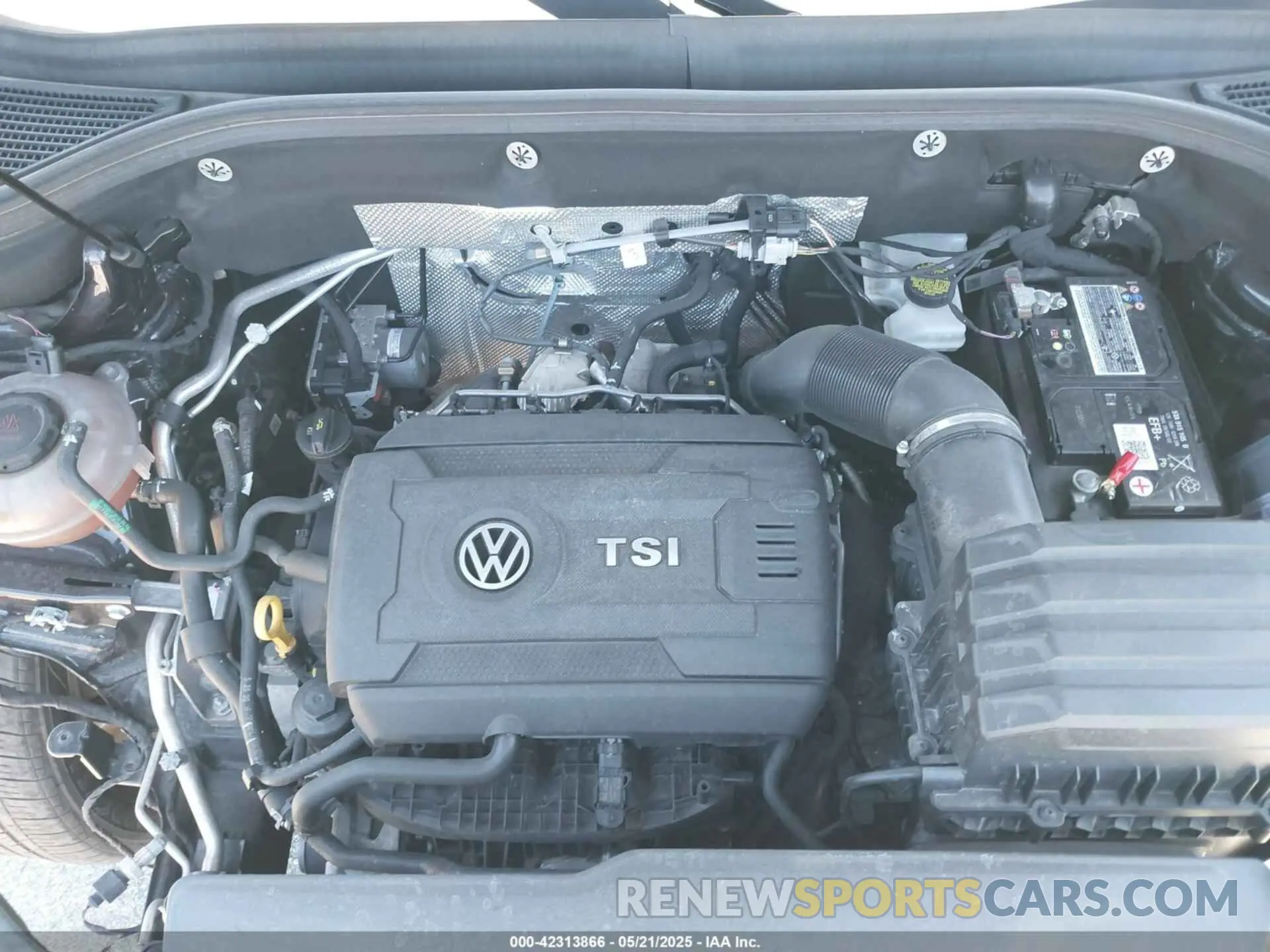 10 Photograph of a damaged car 1V2JC2CA1MC223193 VOLKSWAGEN ATLAS CROSS SPORT 2021