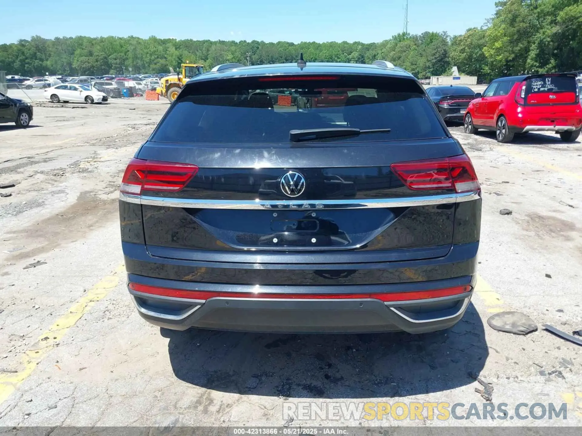 16 Photograph of a damaged car 1V2JC2CA1MC223193 VOLKSWAGEN ATLAS CROSS SPORT 2021