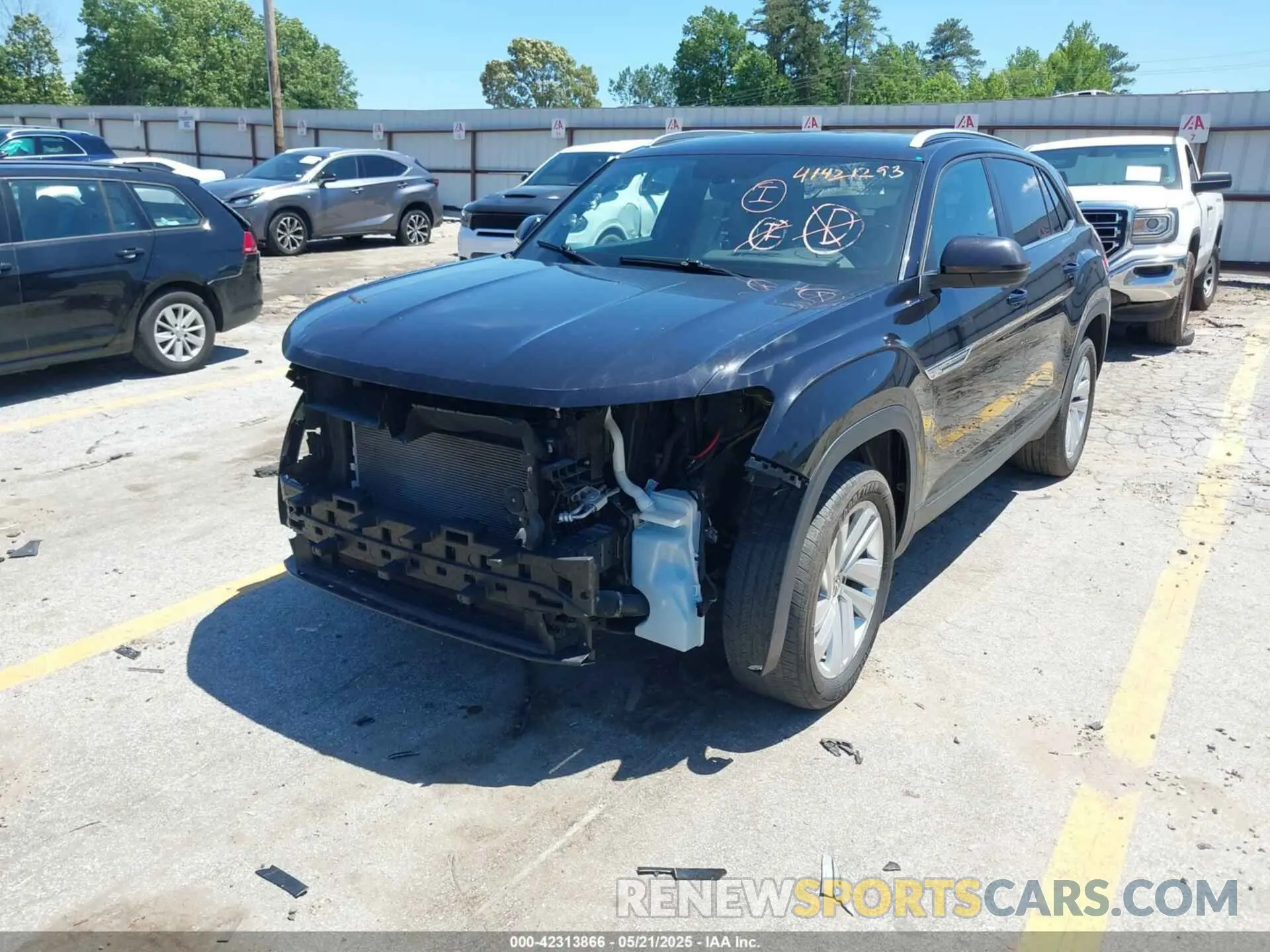 2 Photograph of a damaged car 1V2JC2CA1MC223193 VOLKSWAGEN ATLAS CROSS SPORT 2021