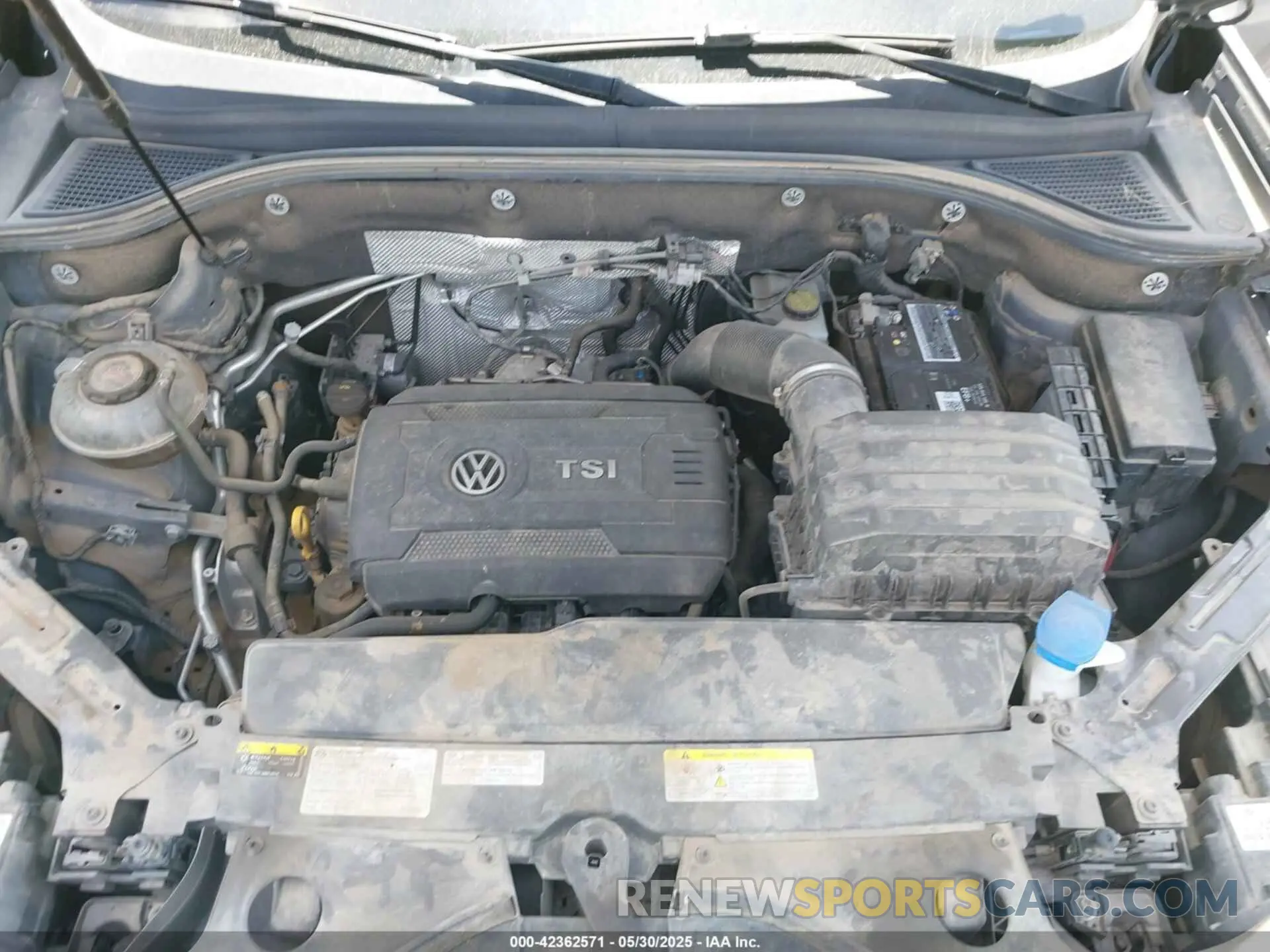 10 Photograph of a damaged car 1V2JC2CA2MC202157 VOLKSWAGEN ATLAS CROSS SPORT 2021