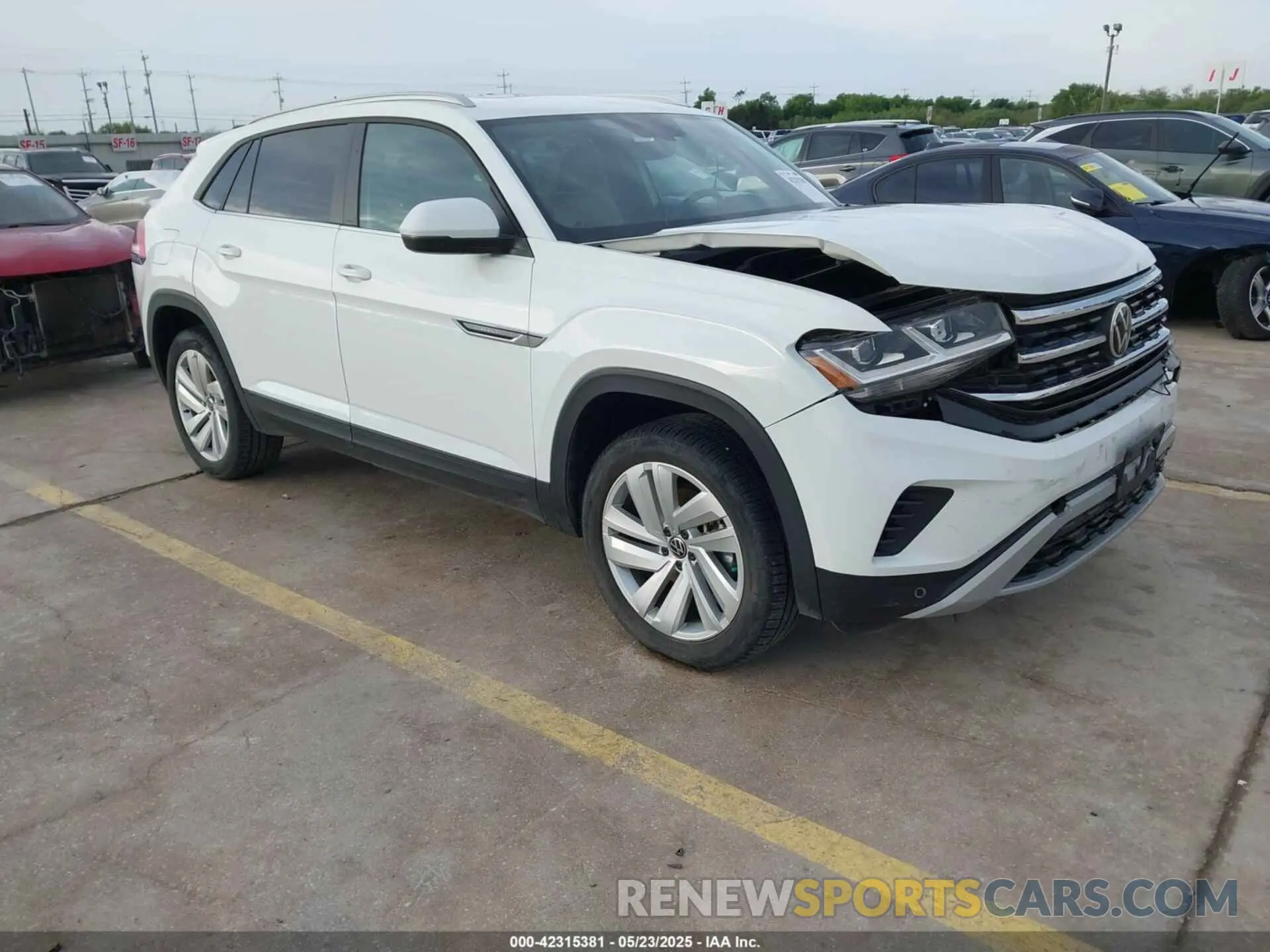 1 Photograph of a damaged car 1V2JE2CA4MC232349 VOLKSWAGEN ATLAS CROSS SPORT 2021