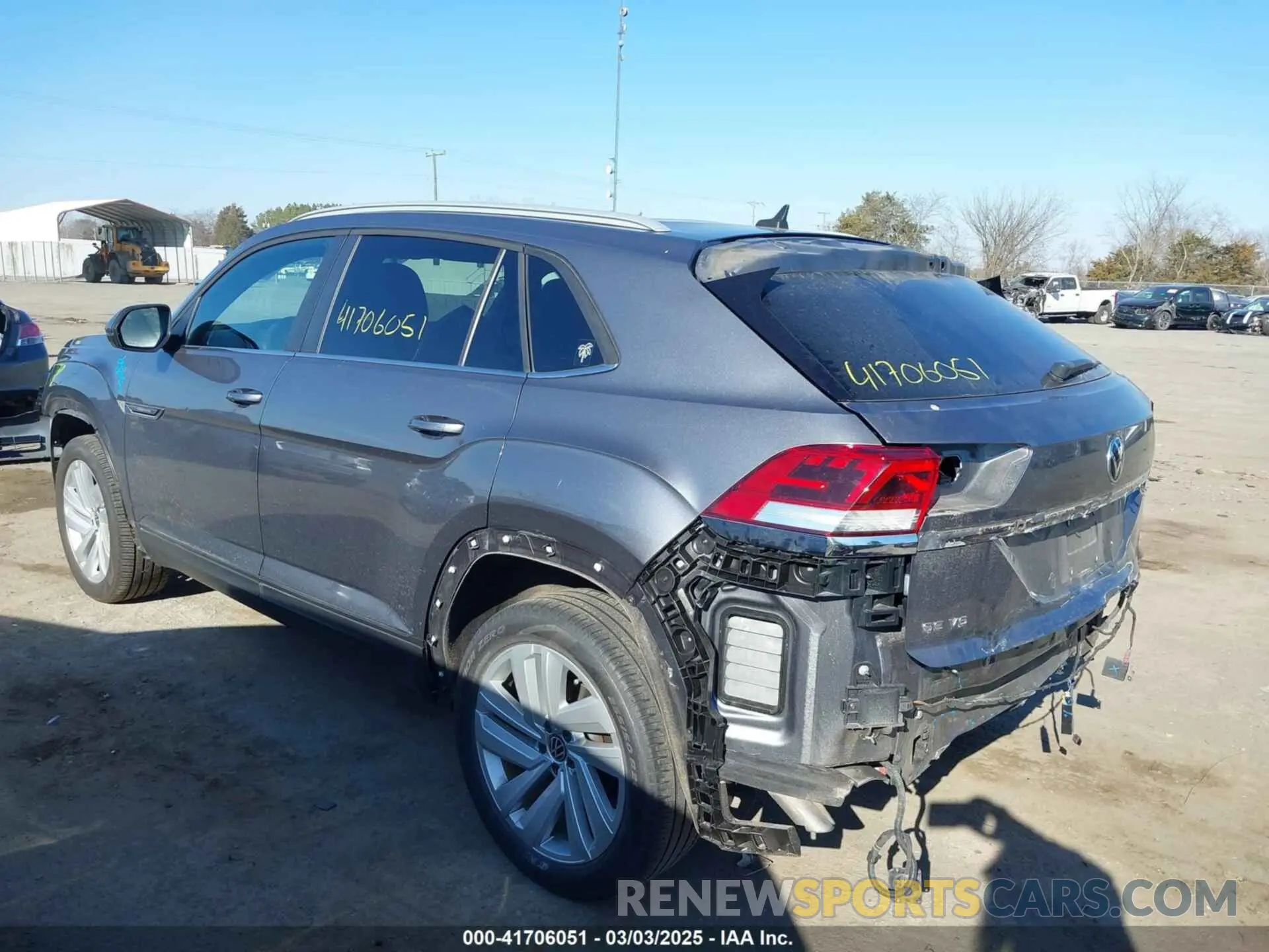 3 Photograph of a damaged car 1V2JE2CA6MC219358 VOLKSWAGEN ATLAS CROSS SPORT 2021