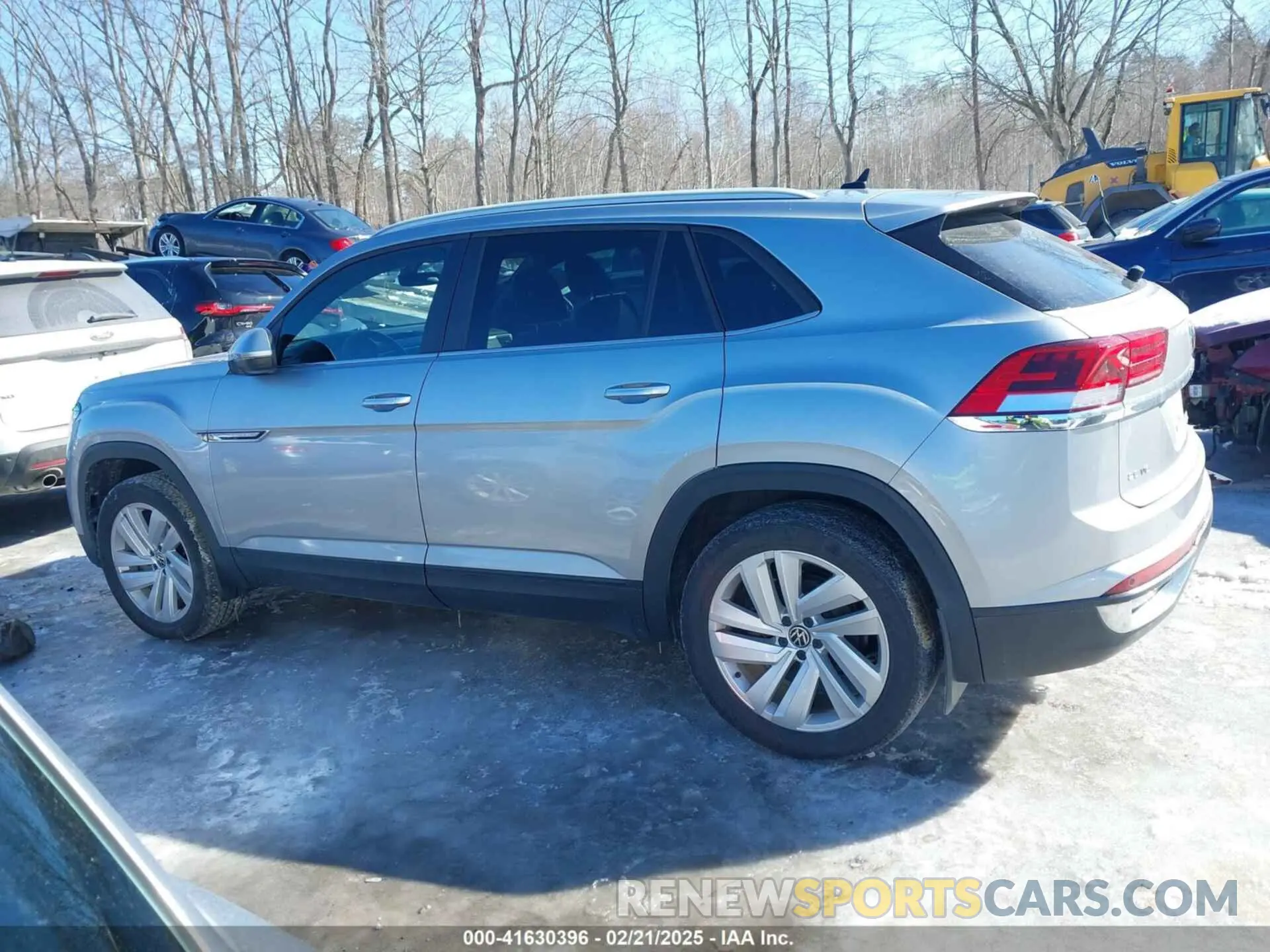 14 Photograph of a damaged car 1V2KE2CA4MC228516 VOLKSWAGEN ATLAS CROSS SPORT 2021