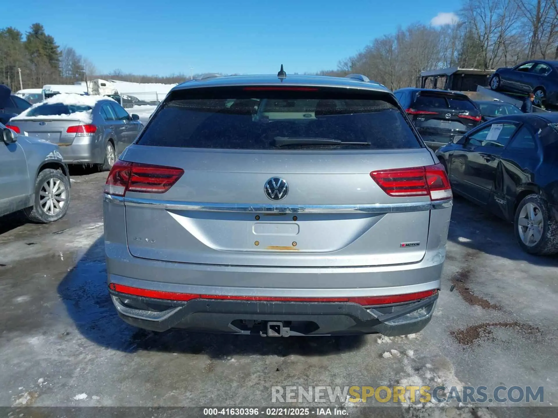 16 Photograph of a damaged car 1V2KE2CA4MC228516 VOLKSWAGEN ATLAS CROSS SPORT 2021