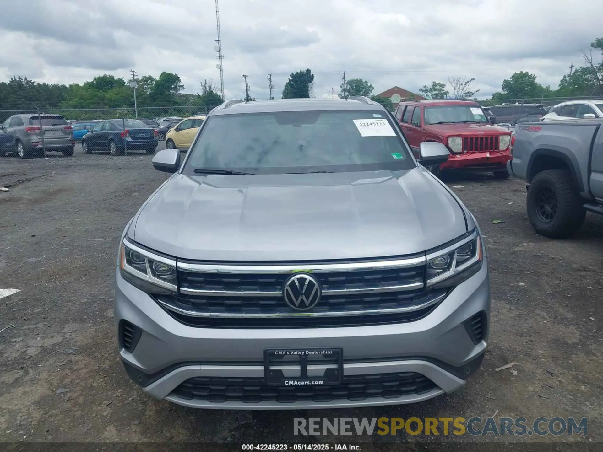 12 Photograph of a damaged car 1V2KE2CA8MC205241 VOLKSWAGEN ATLAS CROSS SPORT 2021