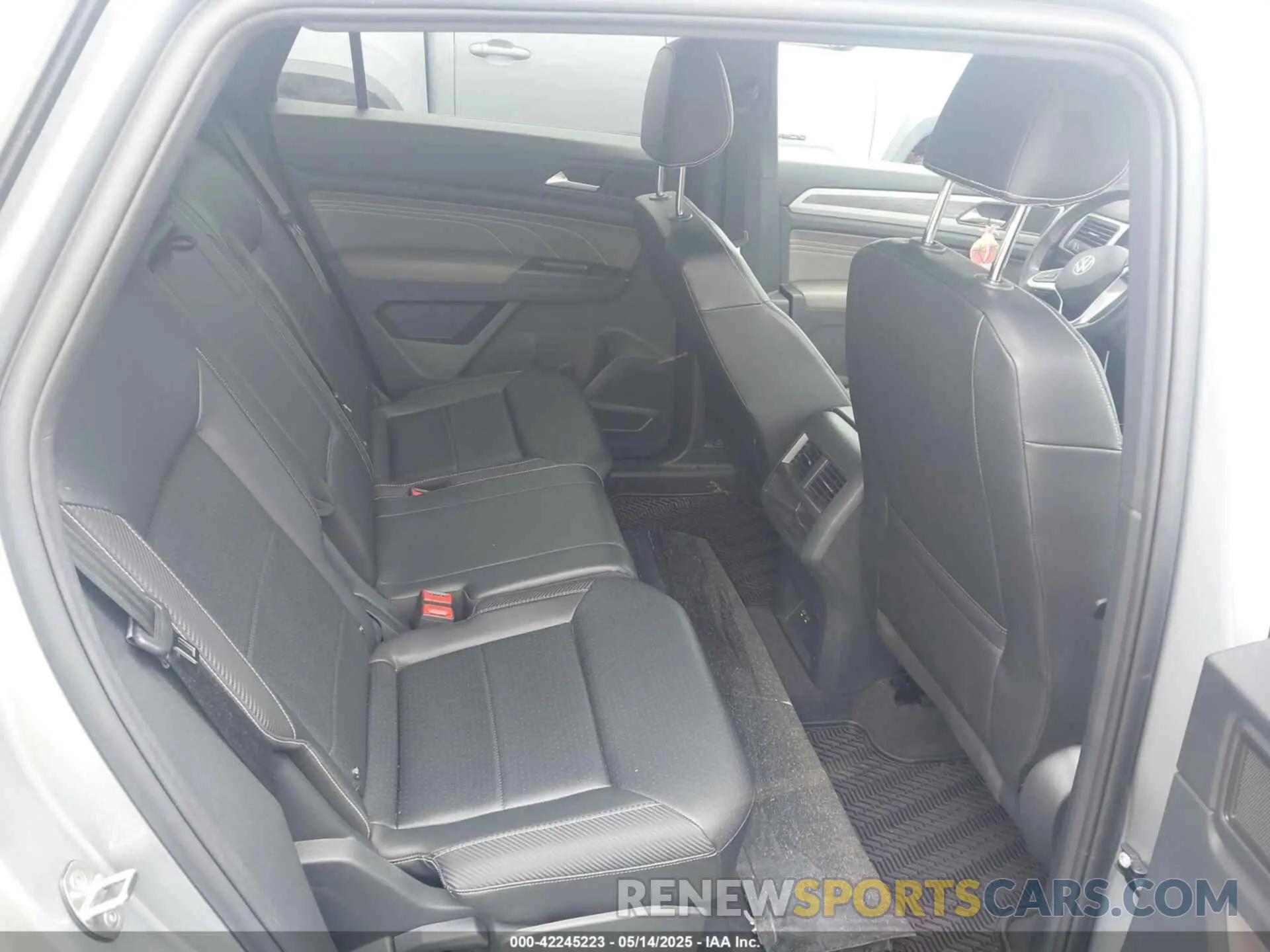 8 Photograph of a damaged car 1V2KE2CA8MC205241 VOLKSWAGEN ATLAS CROSS SPORT 2021