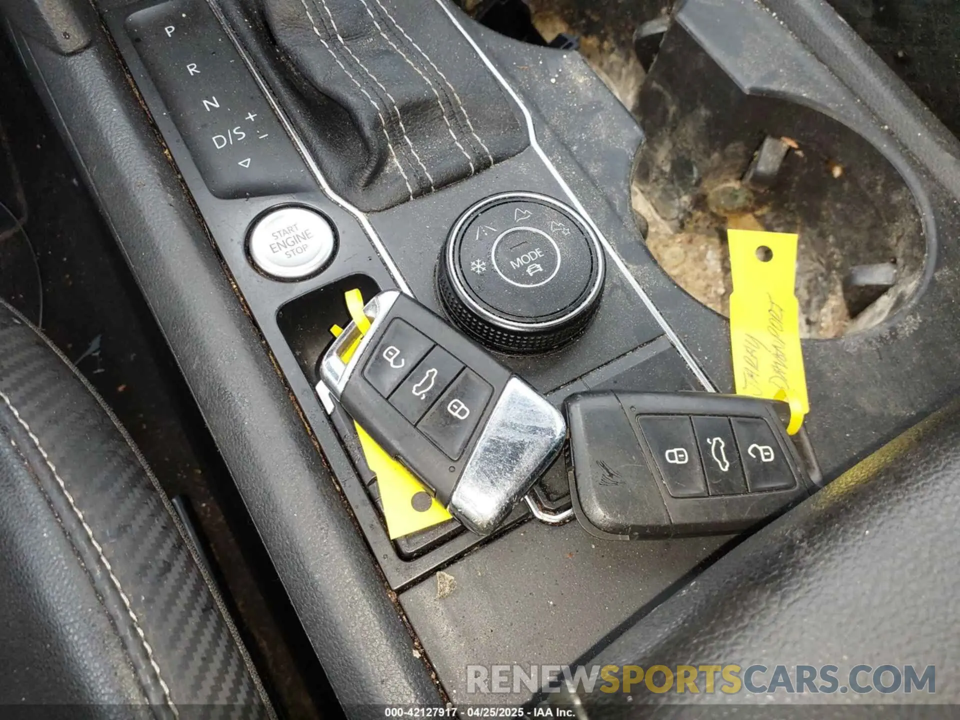 11 Photograph of a damaged car 1V2LC2CA2MC228525 VOLKSWAGEN ATLAS CROSS SPORT 2021