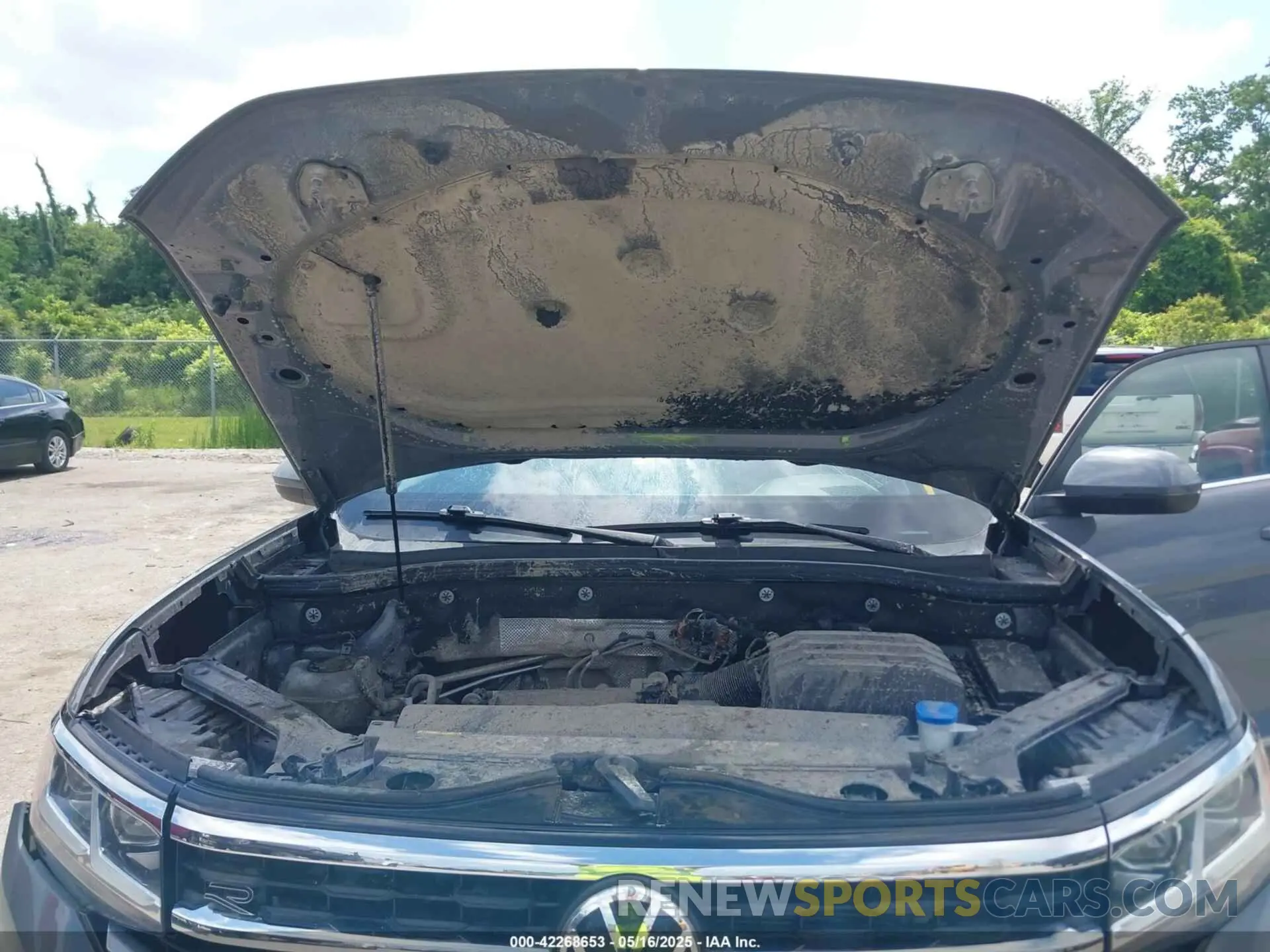10 Photograph of a damaged car 1V2PE2CA2MC207444 VOLKSWAGEN ATLAS CROSS SPORT 2021