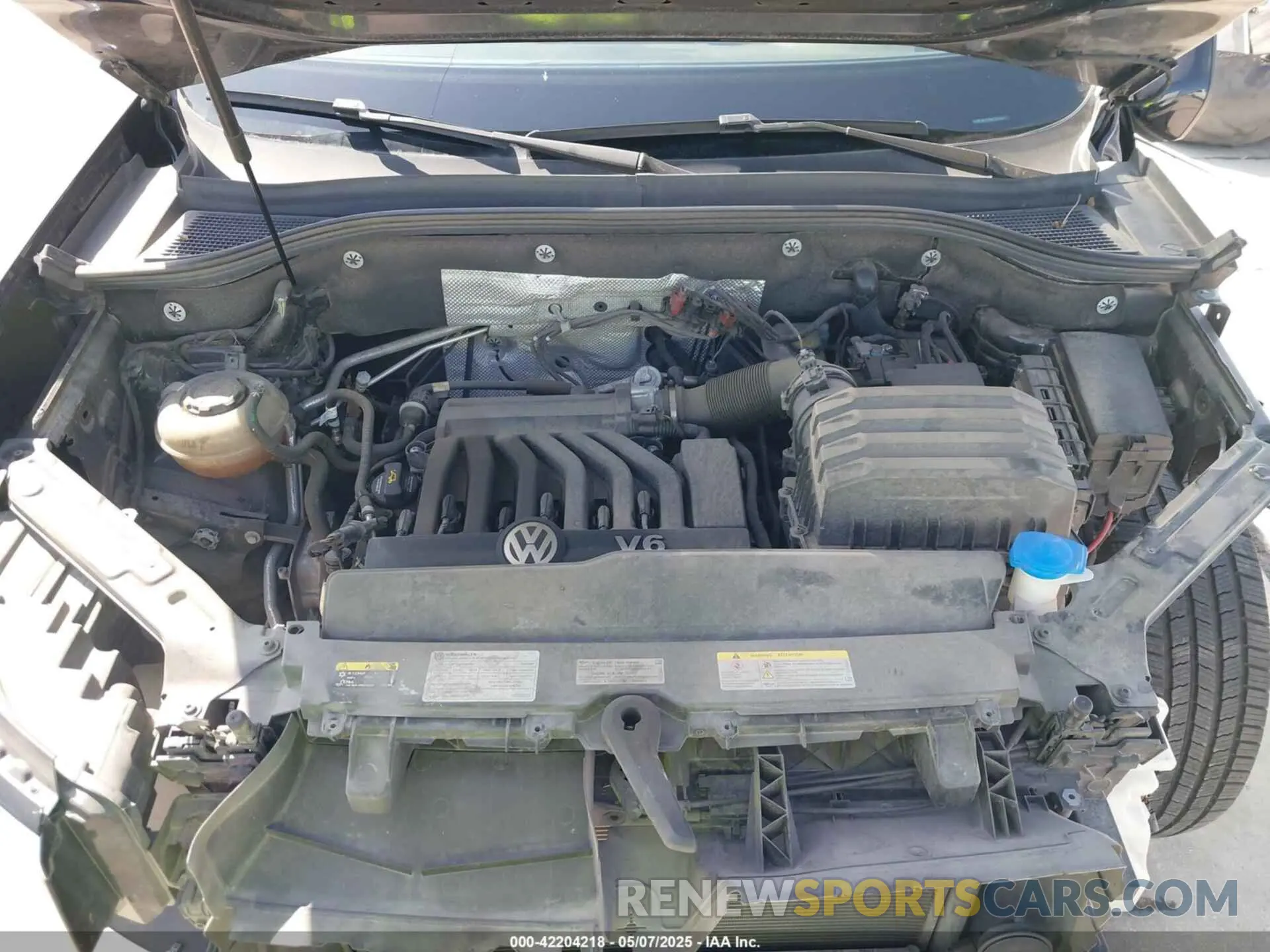 10 Photograph of a damaged car 1V2PE2CA3MC227881 VOLKSWAGEN ATLAS CROSS SPORT 2021