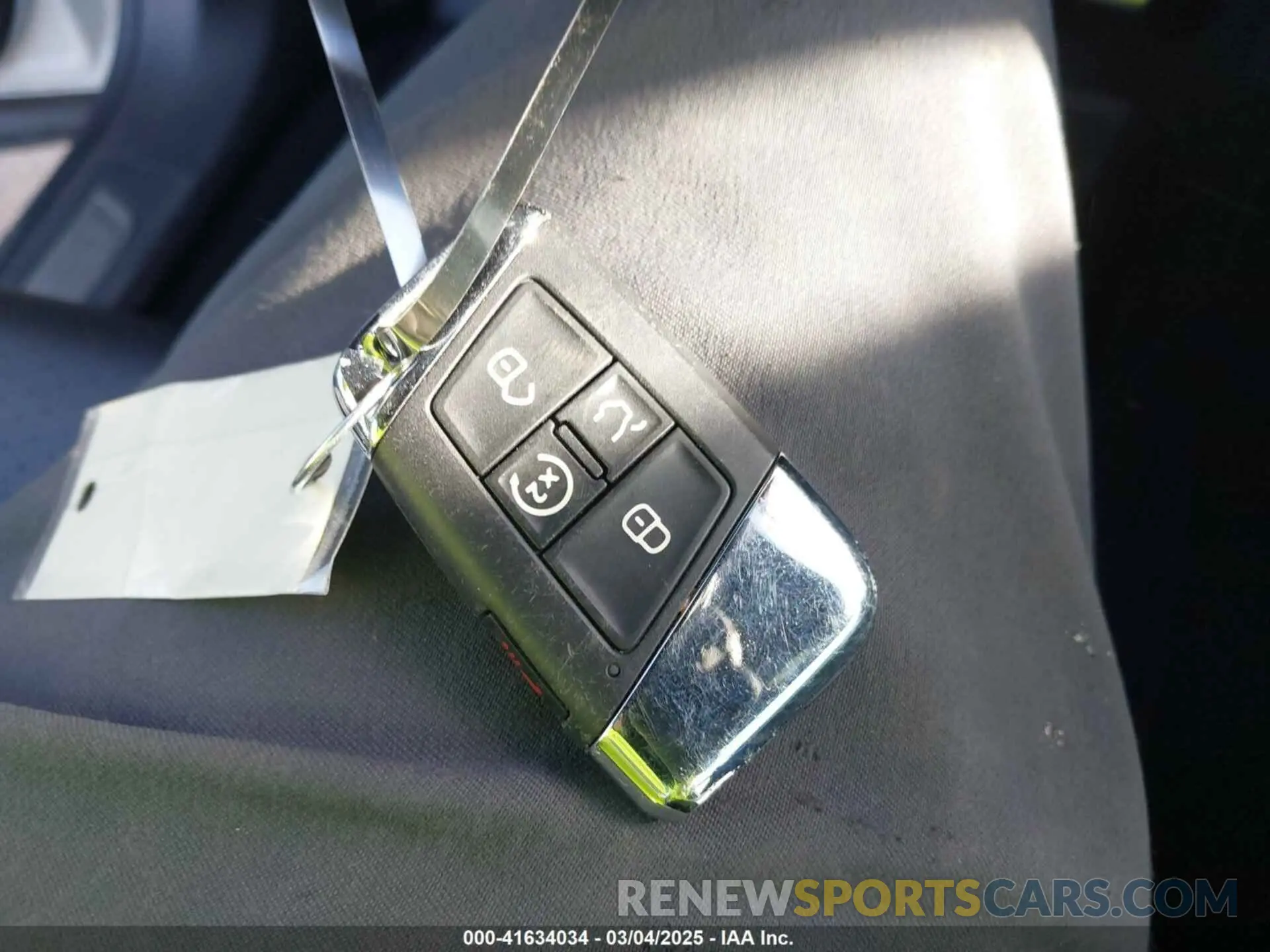 11 Photograph of a damaged car 1V2PE2CA4MC203850 VOLKSWAGEN ATLAS CROSS SPORT 2021