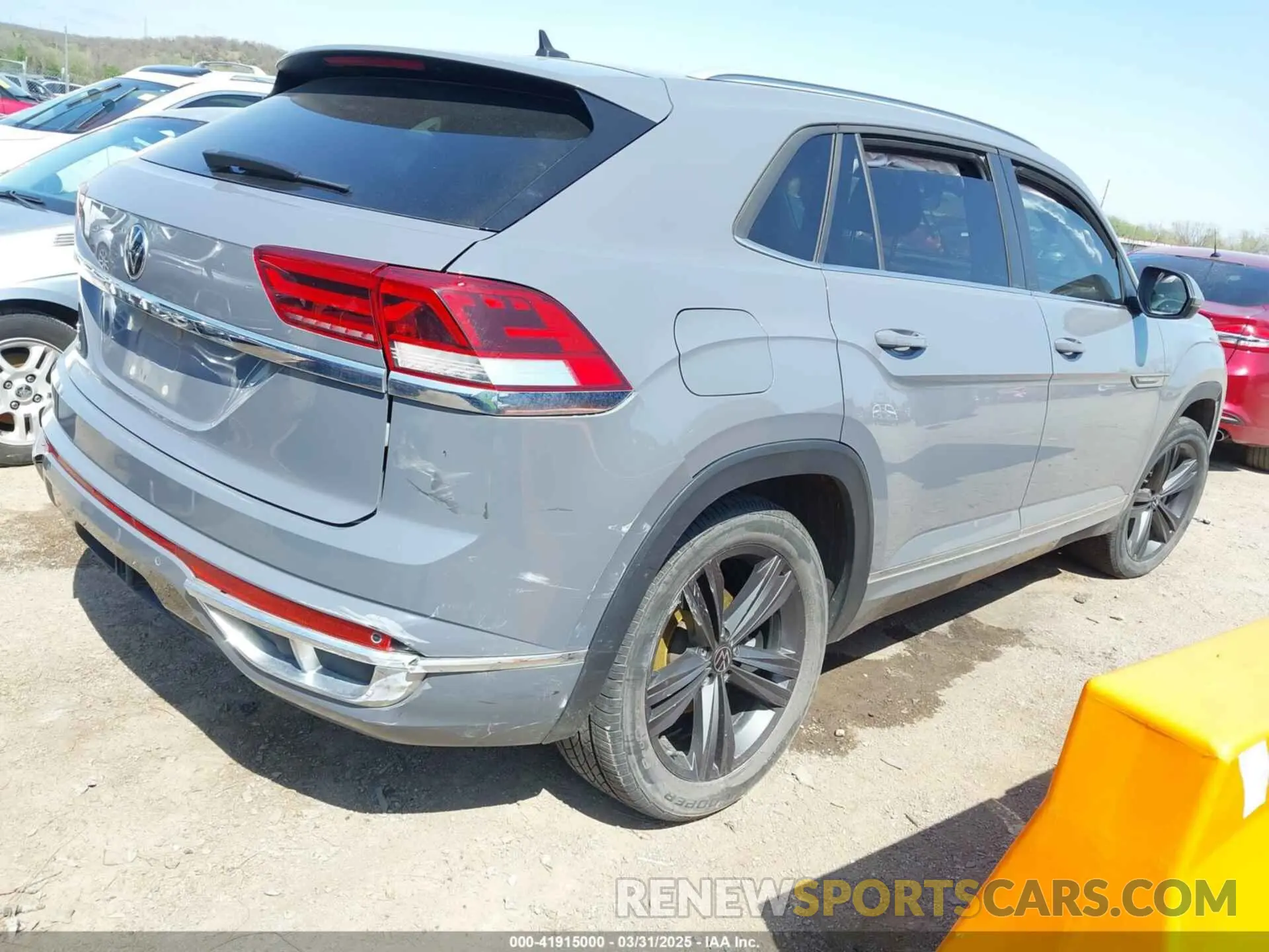 4 Photograph of a damaged car 1V2PE2CA4MC209096 VOLKSWAGEN ATLAS CROSS SPORT 2021