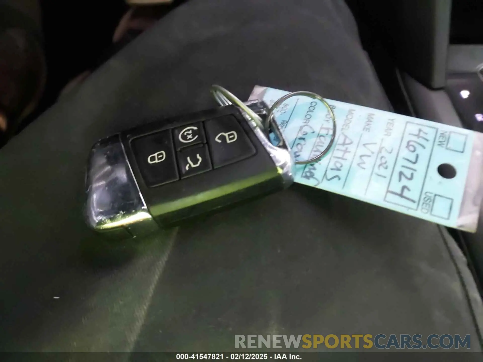 11 Photograph of a damaged car 1V2PE2CAXMC209510 VOLKSWAGEN ATLAS CROSS SPORT 2021