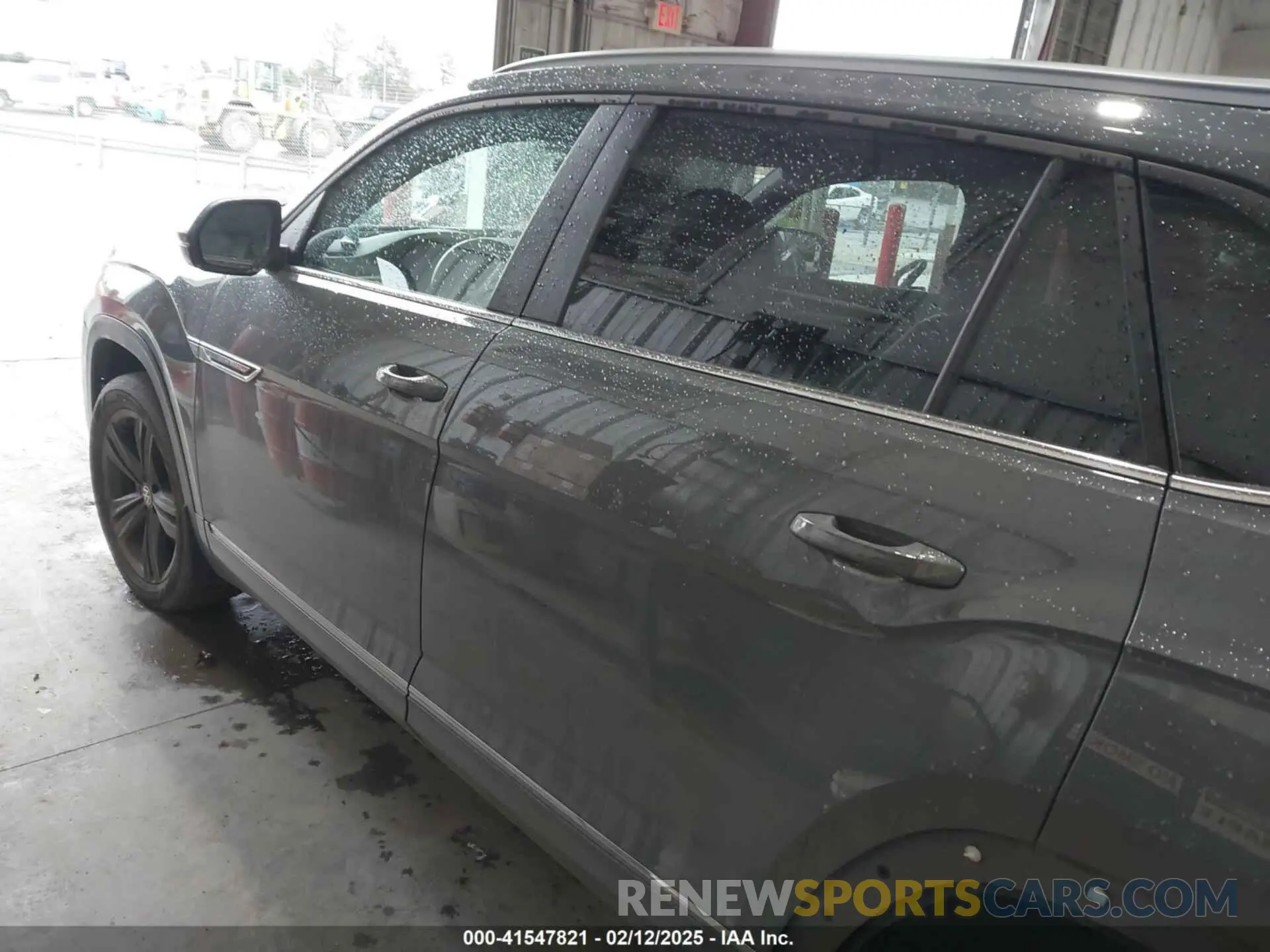 15 Photograph of a damaged car 1V2PE2CAXMC209510 VOLKSWAGEN ATLAS CROSS SPORT 2021