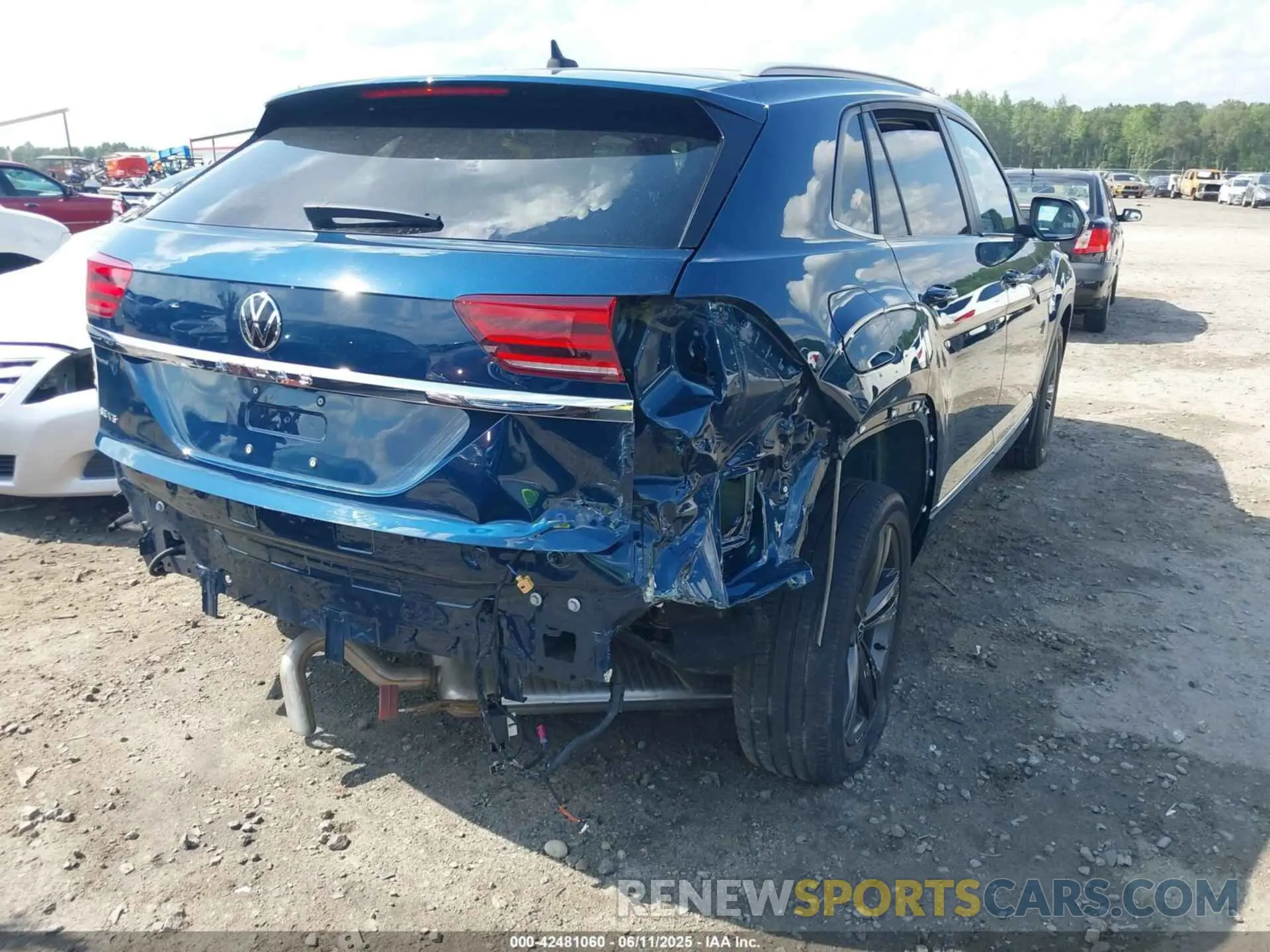 6 Photograph of a damaged car 1V2RE2CA2MC224480 VOLKSWAGEN ATLAS CROSS SPORT 2021