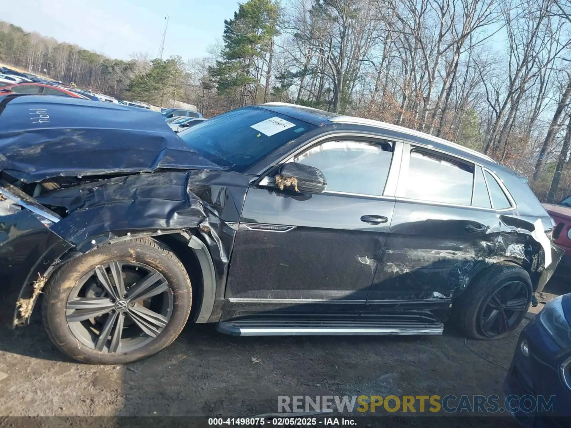 13 Photograph of a damaged car 1V2RE2CA8MC201494 VOLKSWAGEN ATLAS CROSS SPORT 2021