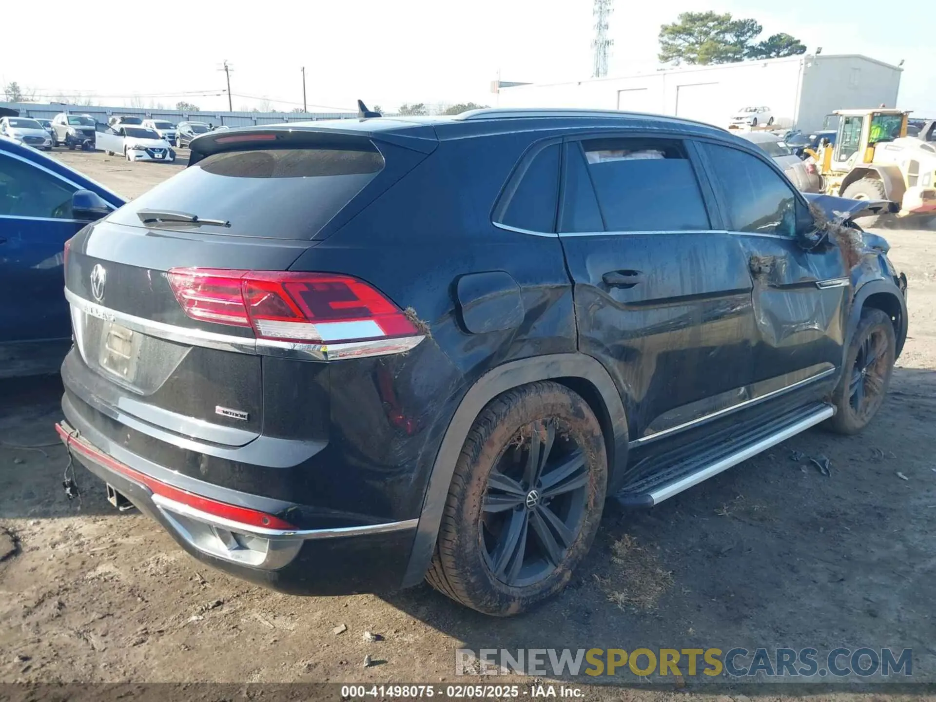 4 Photograph of a damaged car 1V2RE2CA8MC201494 VOLKSWAGEN ATLAS CROSS SPORT 2021