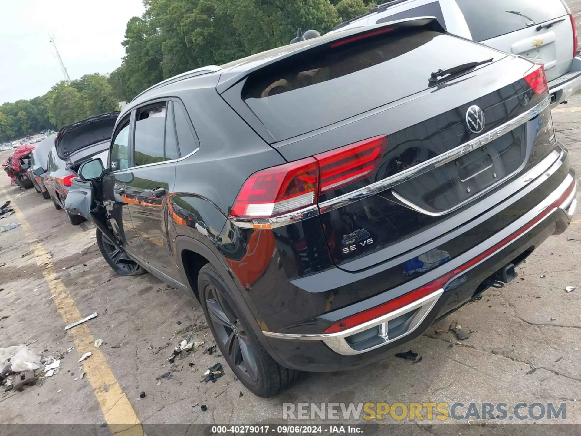 3 Photograph of a damaged car 1V2RE2CA8MC207828 VOLKSWAGEN ATLAS CROSS SPORT 2021