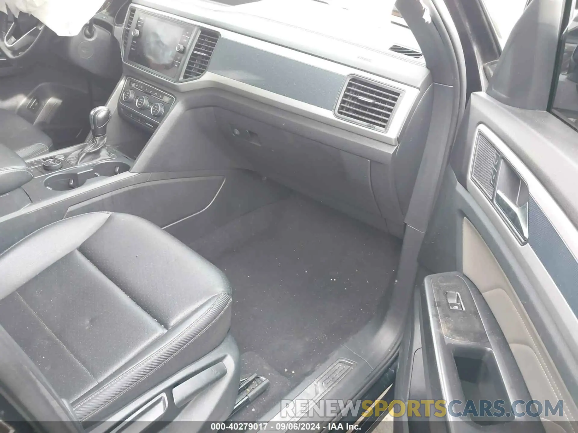 5 Photograph of a damaged car 1V2RE2CA8MC207828 VOLKSWAGEN ATLAS CROSS SPORT 2021
