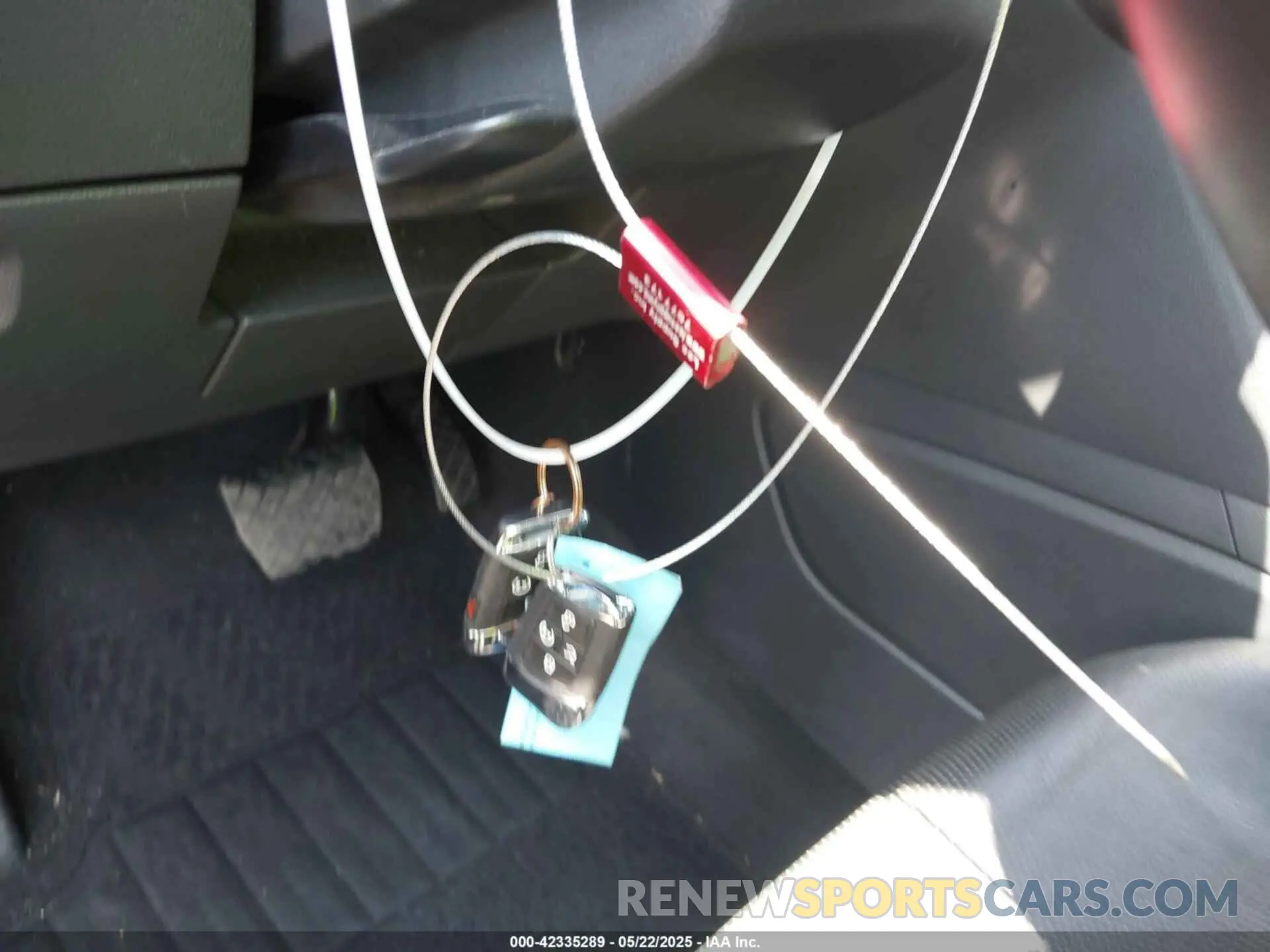 11 Photograph of a damaged car 1V2TE2CA0MC218702 VOLKSWAGEN ATLAS CROSS SPORT 2021