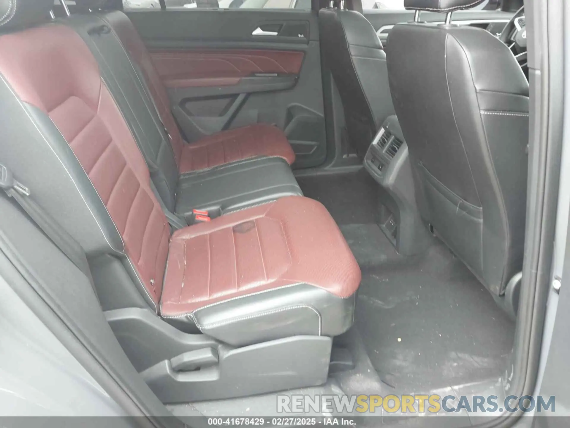 8 Photograph of a damaged car 1V2TE2CA7MC207972 VOLKSWAGEN ATLAS CROSS SPORT 2021