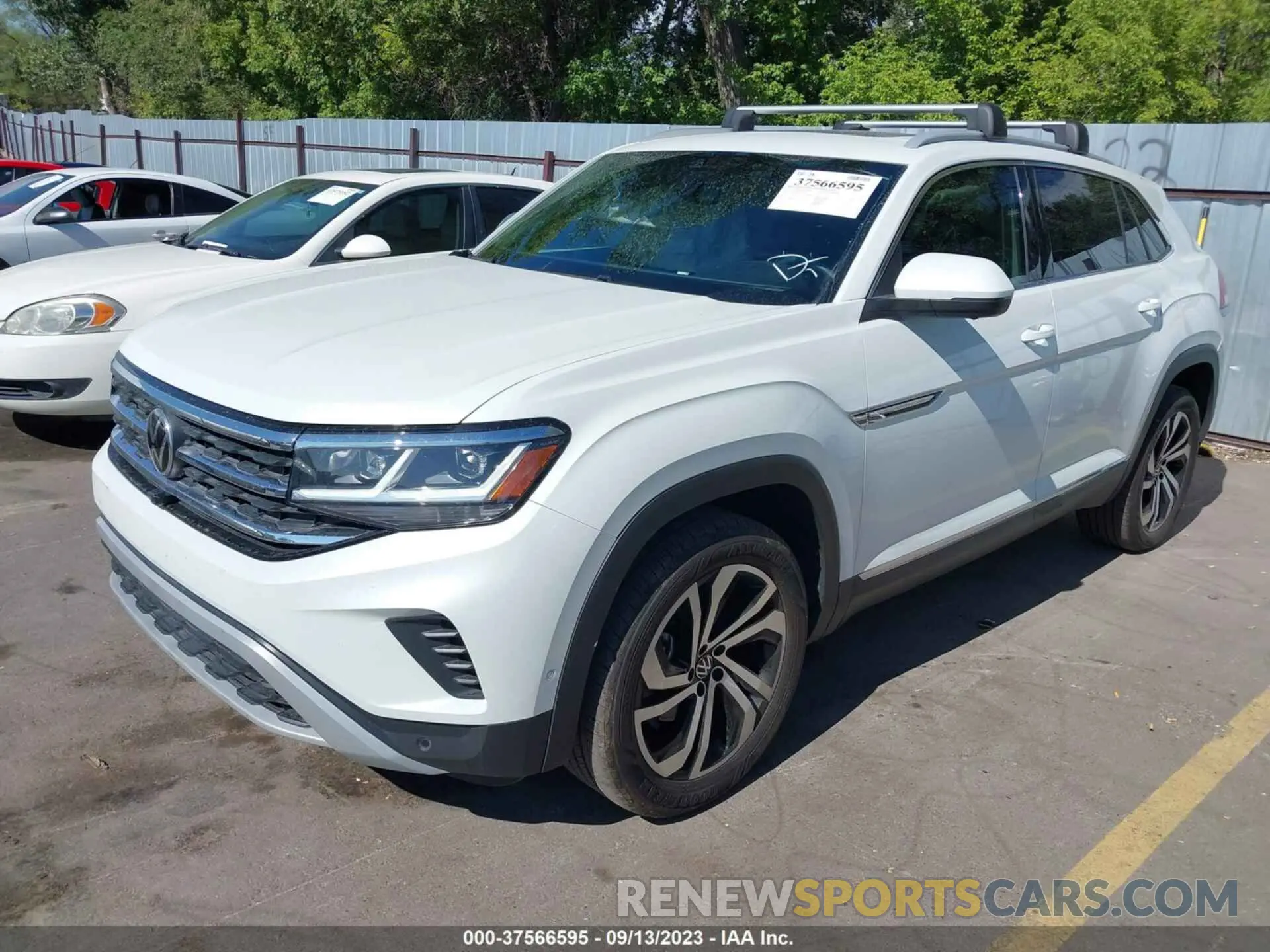 2 Photograph of a damaged car 1V2TE2CA8MC228765 VOLKSWAGEN ATLAS CROSS SPORT 2021