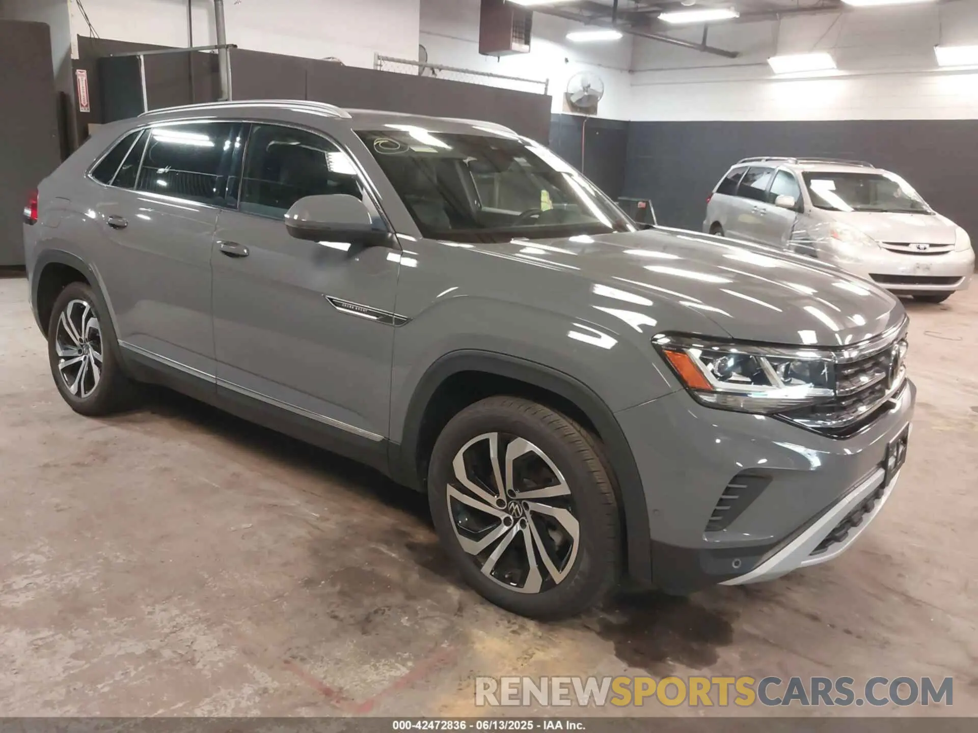 1 Photograph of a damaged car 1V2TE2CA9MC220450 VOLKSWAGEN ATLAS CROSS SPORT 2021