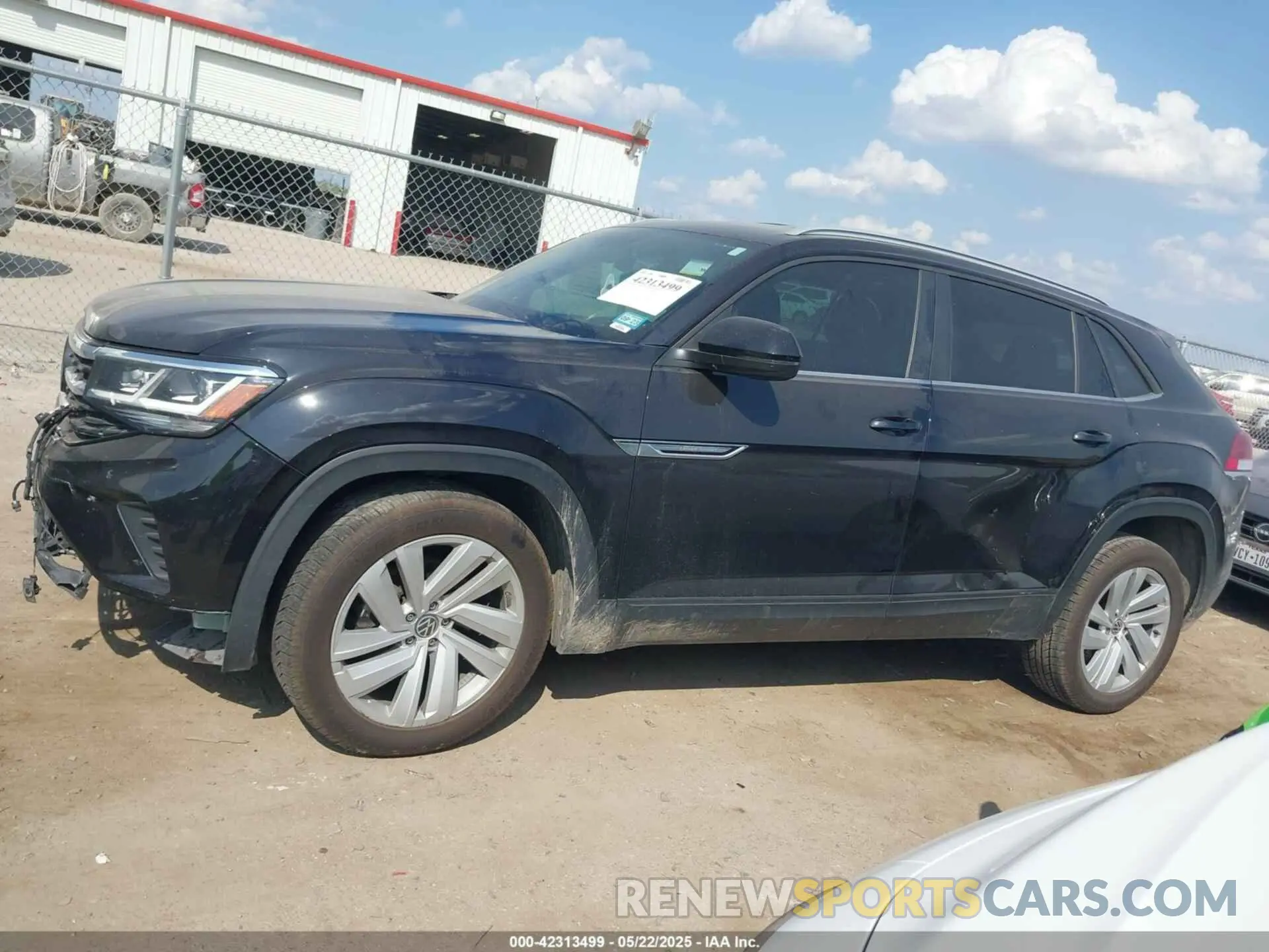 15 Photograph of a damaged car 1V2WC2CA4MC236896 VOLKSWAGEN ATLAS CROSS SPORT 2021