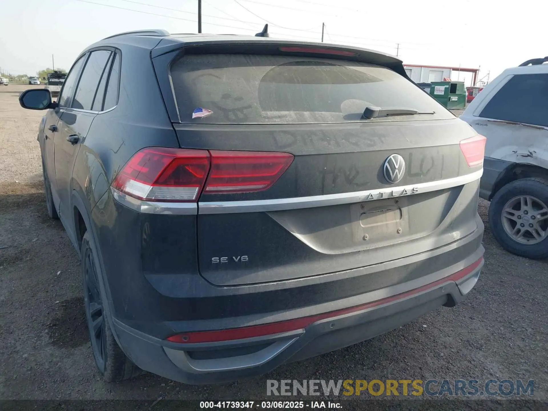 3 Photograph of a damaged car 1V2WE2CA3MC240934 VOLKSWAGEN ATLAS CROSS SPORT 2021