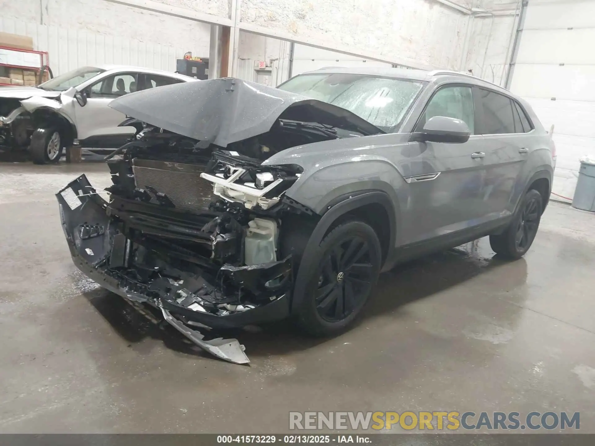 2 Photograph of a damaged car 1V2HE2CA9NC224490 VOLKSWAGEN ATLAS CROSS SPORT 2022