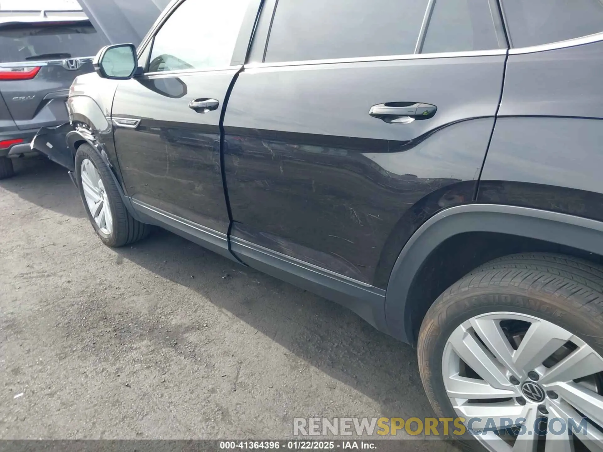 14 Photograph of a damaged car 1V2JE2CAXNC229523 VOLKSWAGEN ATLAS CROSS SPORT 2022