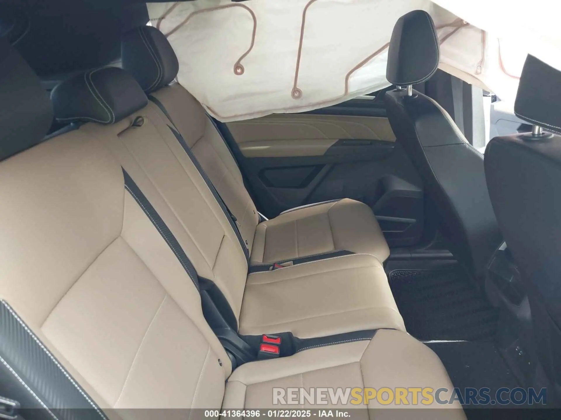 8 Photograph of a damaged car 1V2JE2CAXNC229523 VOLKSWAGEN ATLAS CROSS SPORT 2022
