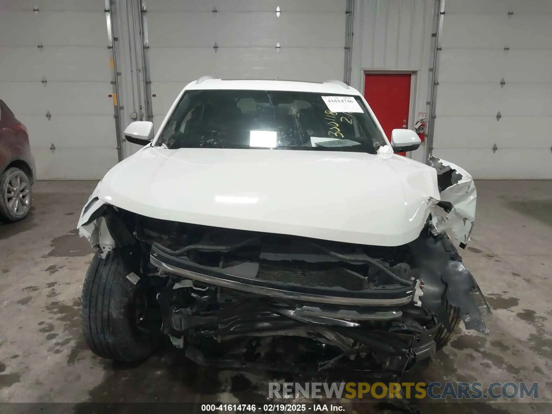 11 Photograph of a damaged car 1V2KC2CA1NC225788 VOLKSWAGEN ATLAS CROSS SPORT 2022