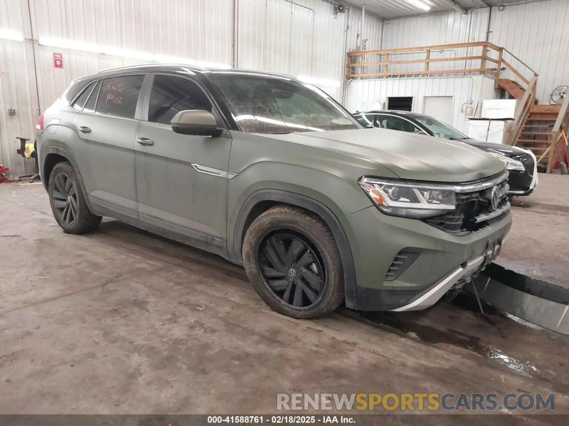 1 Photograph of a damaged car 1V2KC2CA3NC207745 VOLKSWAGEN ATLAS CROSS SPORT 2022