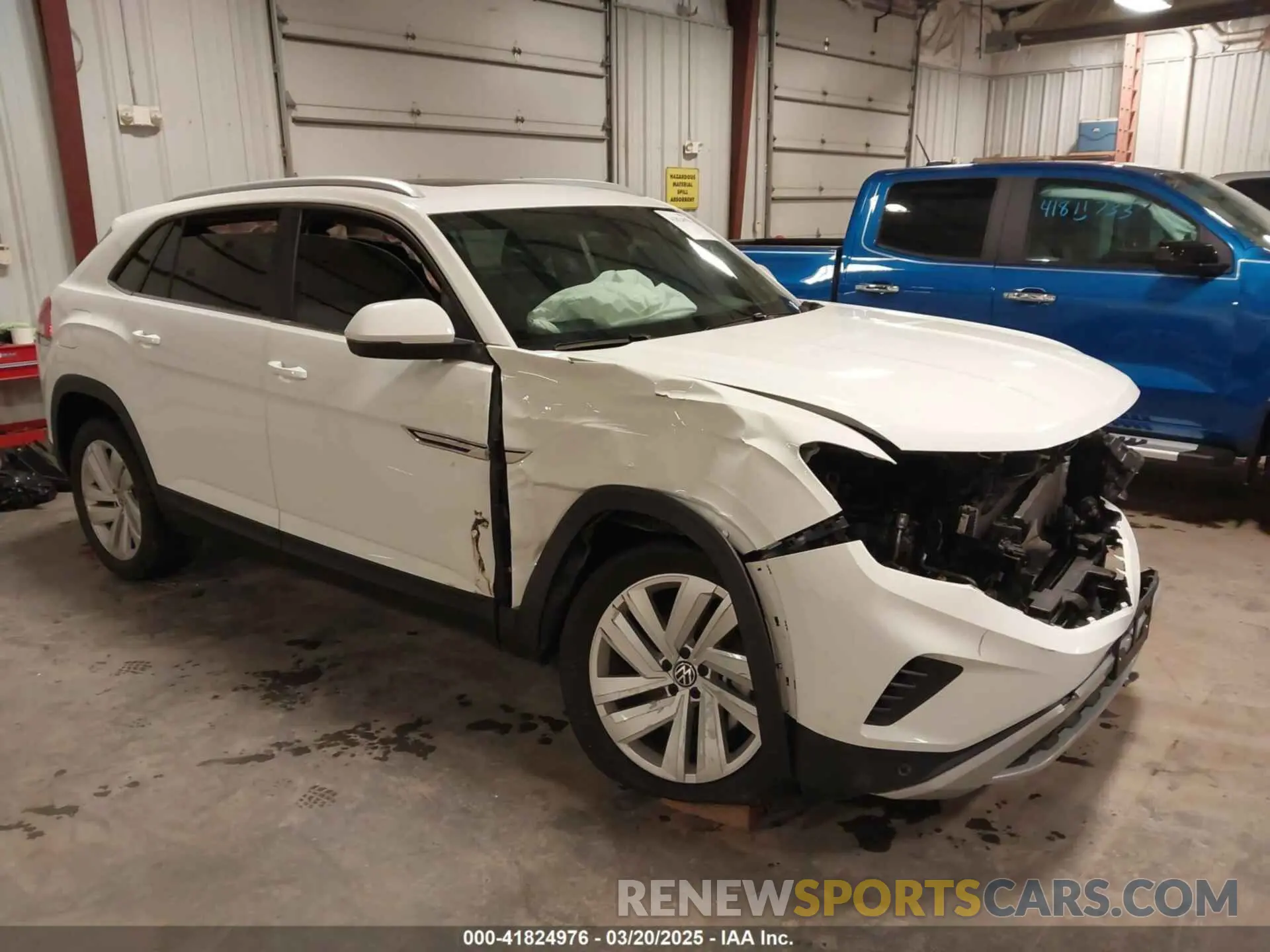 1 Photograph of a damaged car 1V2KC2CA4NC214204 VOLKSWAGEN ATLAS CROSS SPORT 2022