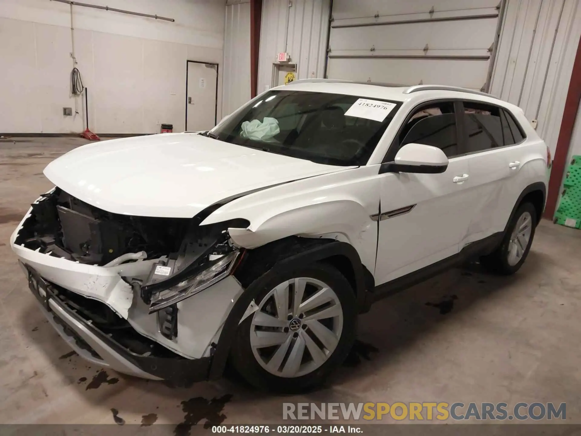 2 Photograph of a damaged car 1V2KC2CA4NC214204 VOLKSWAGEN ATLAS CROSS SPORT 2022