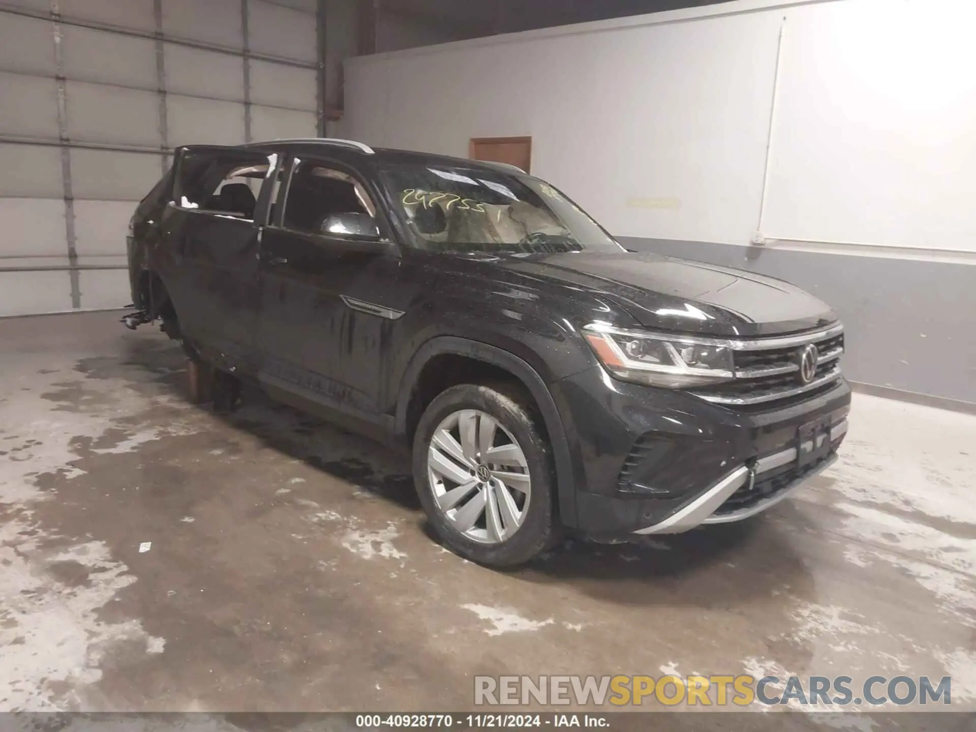 1 Photograph of a damaged car 1V2KE2CA0NC227686 VOLKSWAGEN ATLAS CROSS SPORT 2022