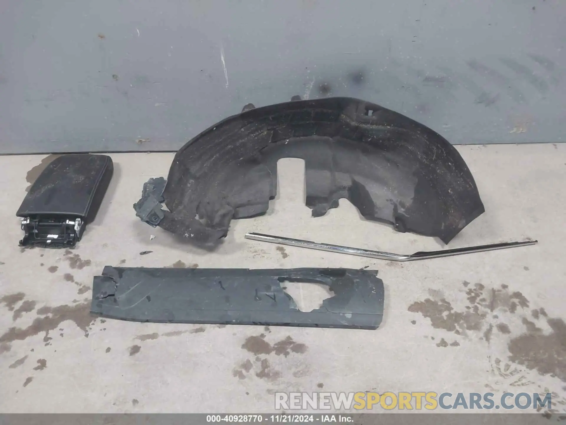 12 Photograph of a damaged car 1V2KE2CA0NC227686 VOLKSWAGEN ATLAS CROSS SPORT 2022