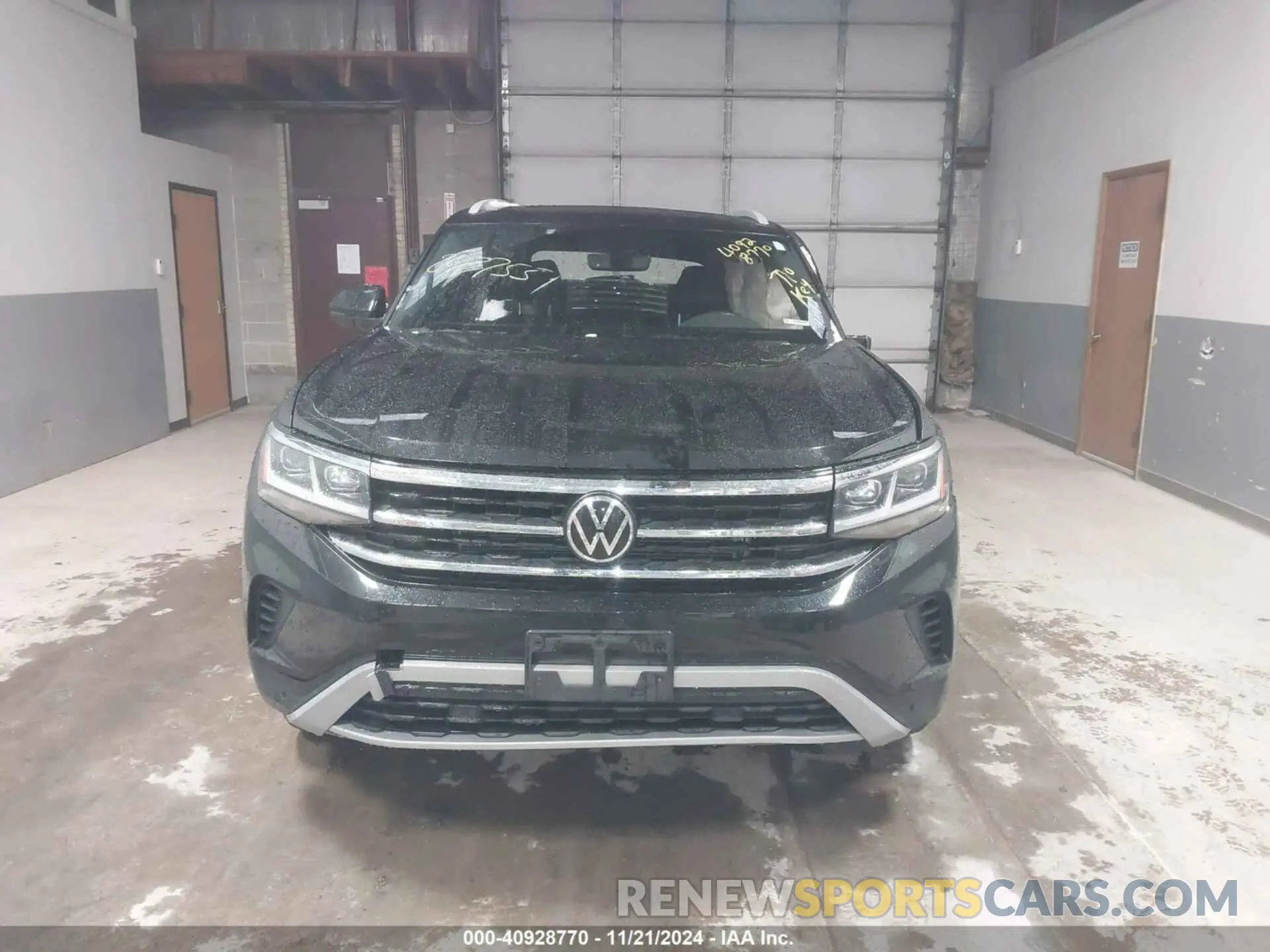 13 Photograph of a damaged car 1V2KE2CA0NC227686 VOLKSWAGEN ATLAS CROSS SPORT 2022