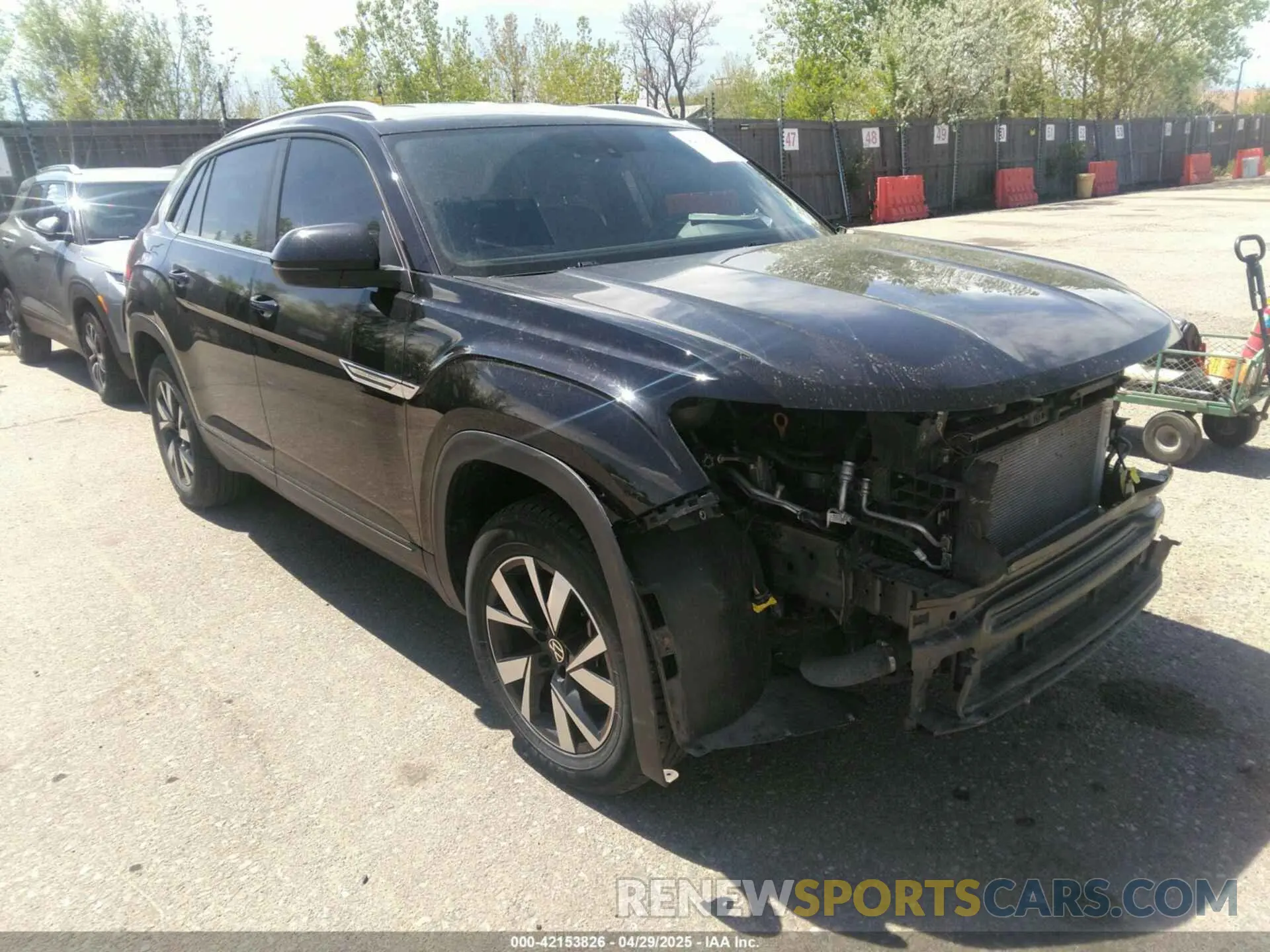 1 Photograph of a damaged car 1V2LC2CA6NC224124 VOLKSWAGEN ATLAS CROSS SPORT 2022