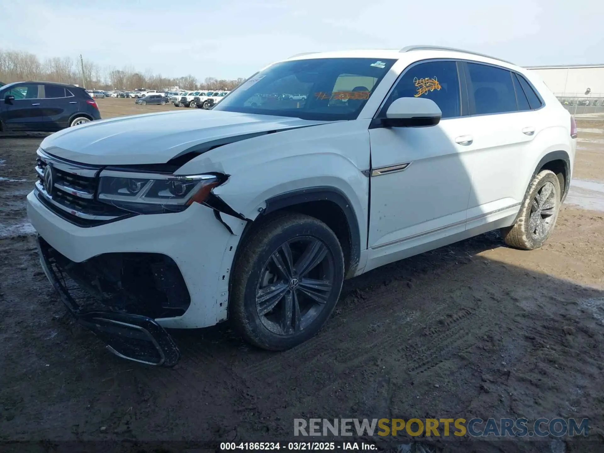 2 Photograph of a damaged car 1V2SE2CA2NC206614 VOLKSWAGEN ATLAS CROSS SPORT 2022