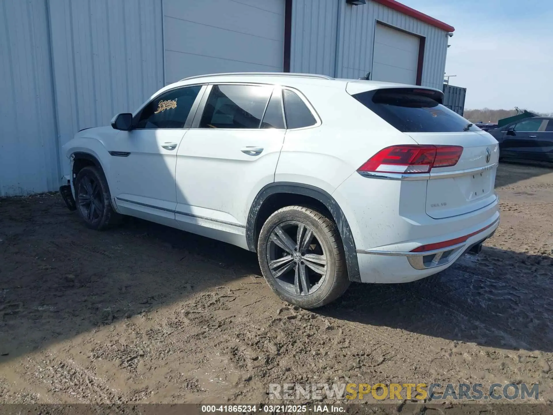 3 Photograph of a damaged car 1V2SE2CA2NC206614 VOLKSWAGEN ATLAS CROSS SPORT 2022