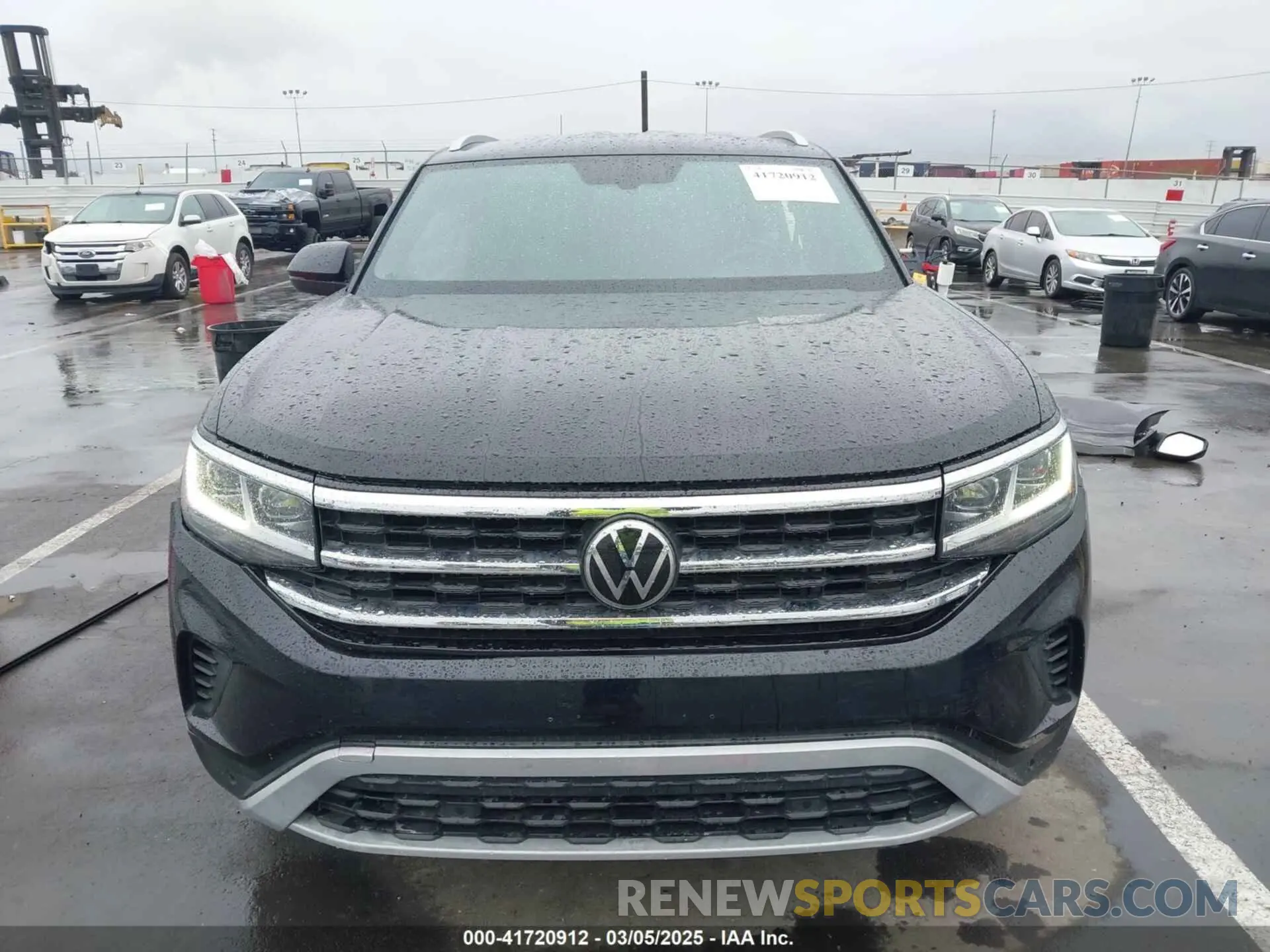 13 Photograph of a damaged car 1V2WE2CA3NC203707 VOLKSWAGEN ATLAS CROSS SPORT 2022