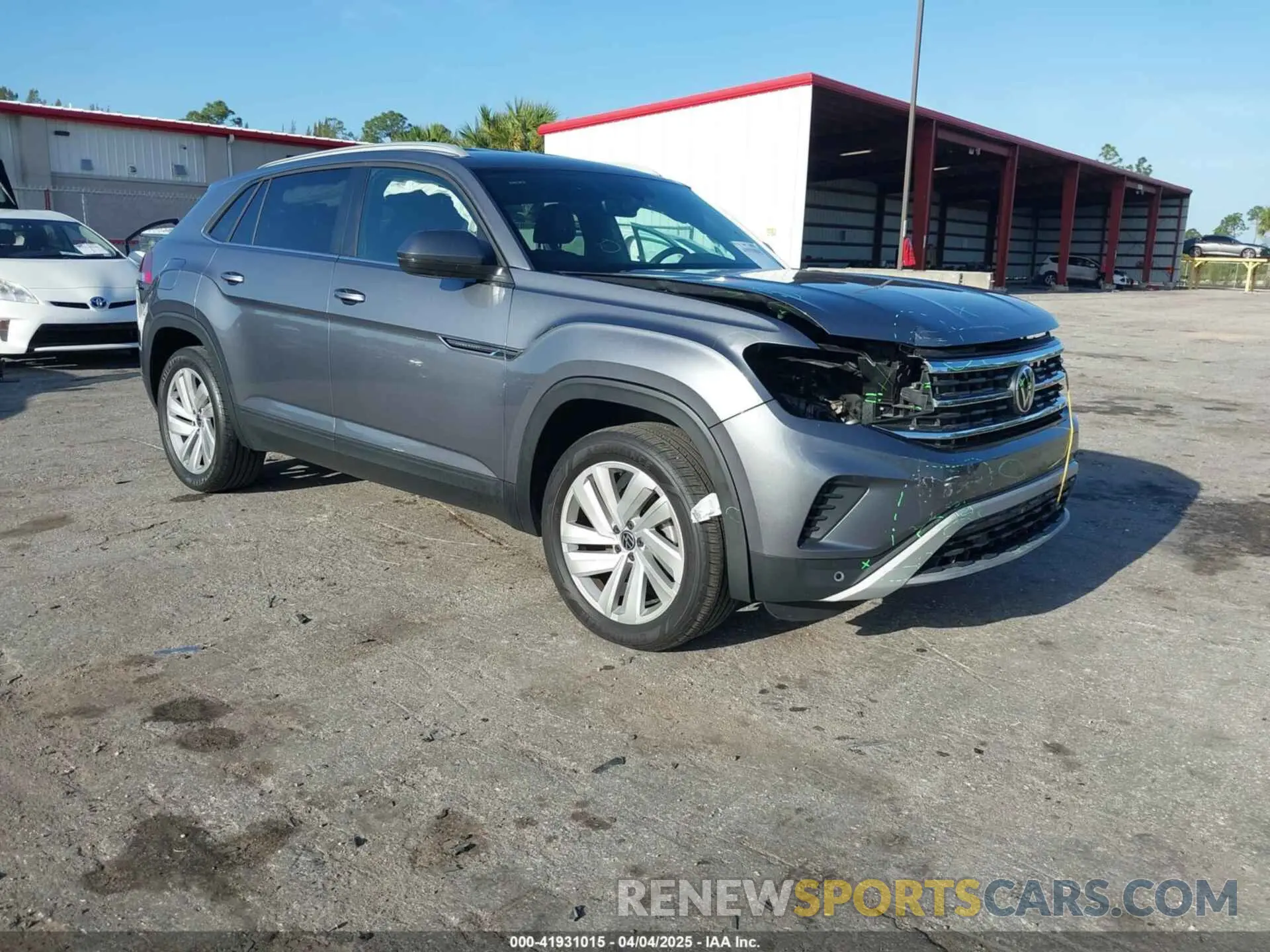 1 Photograph of a damaged car 1V2WE2CA3NC218854 VOLKSWAGEN ATLAS CROSS SPORT 2022
