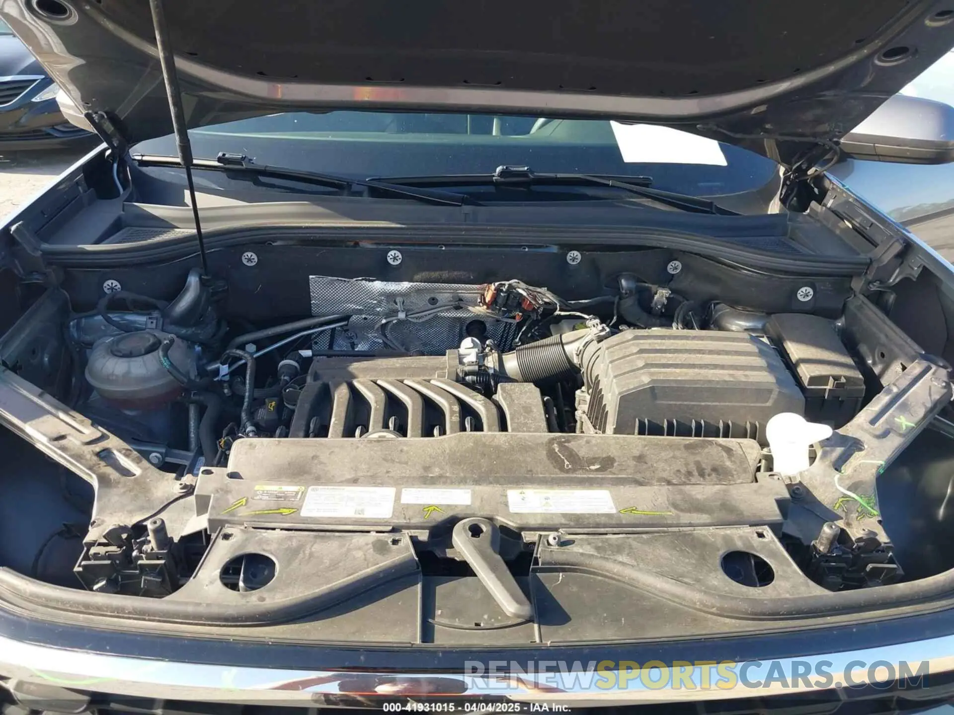 10 Photograph of a damaged car 1V2WE2CA3NC218854 VOLKSWAGEN ATLAS CROSS SPORT 2022
