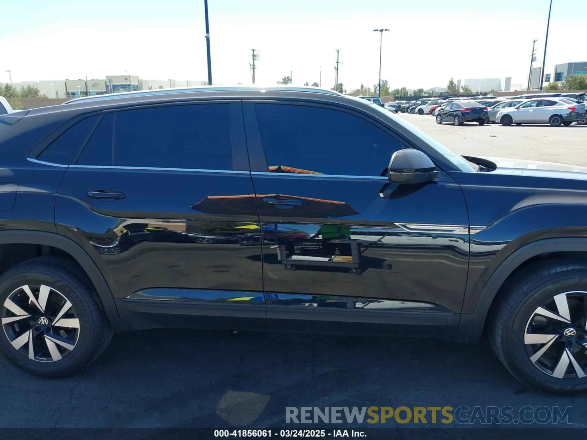 14 Photograph of a damaged car 1V2DC2CA0PC206192 VOLKSWAGEN ATLAS CROSS SPORT 2023