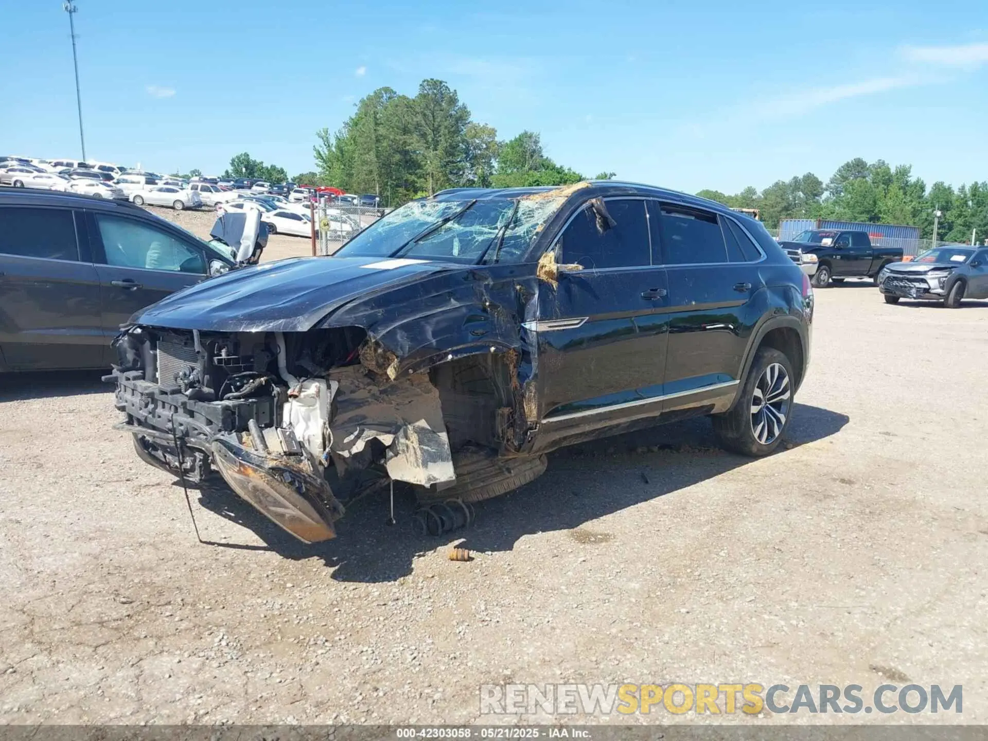 2 Photograph of a damaged car 1V2FE2CA2PC216225 VOLKSWAGEN ATLAS CROSS SPORT 2023