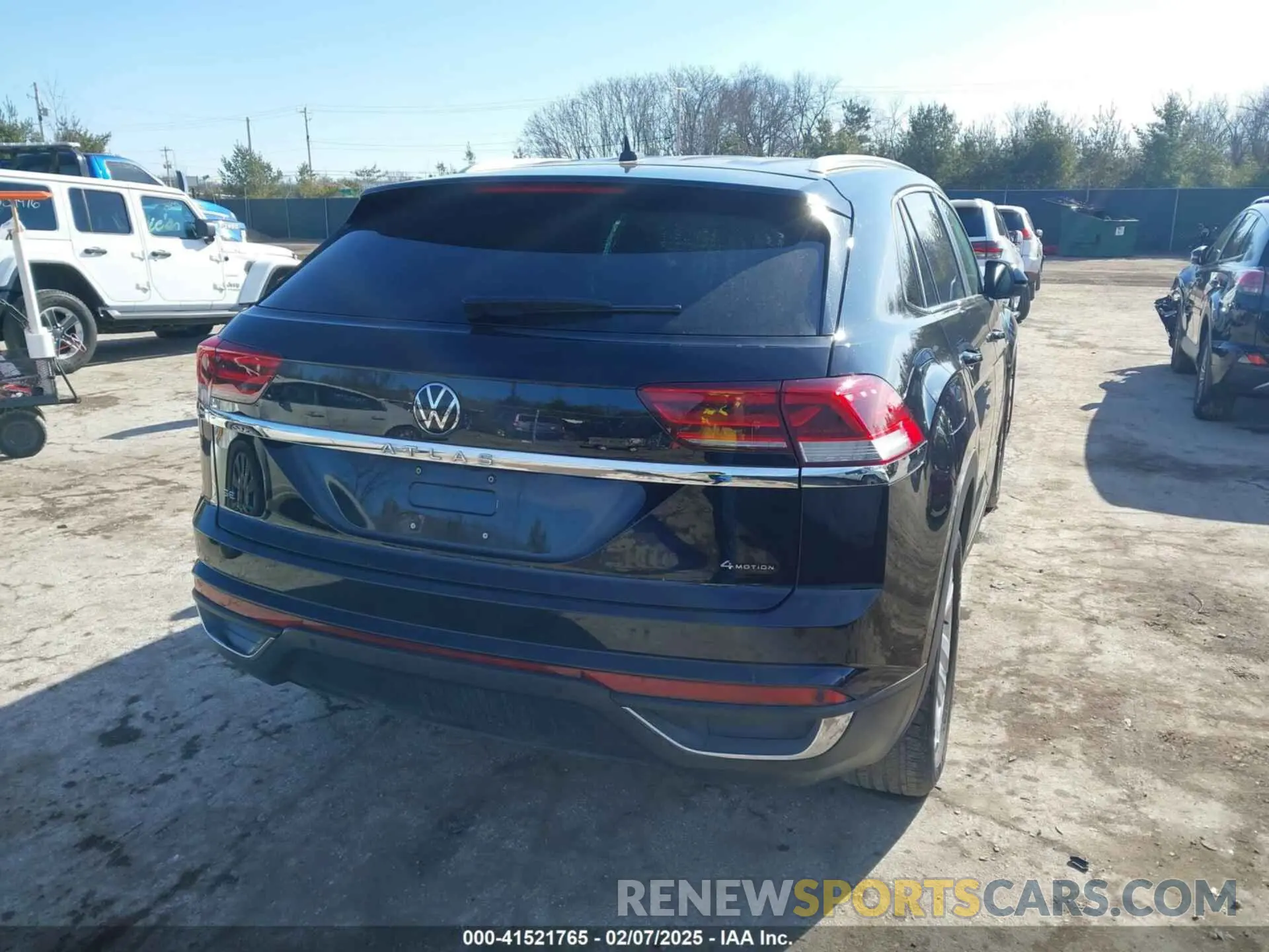 4 Photograph of a damaged car 1V2HC2CA9PC204815 VOLKSWAGEN ATLAS CROSS SPORT 2023
