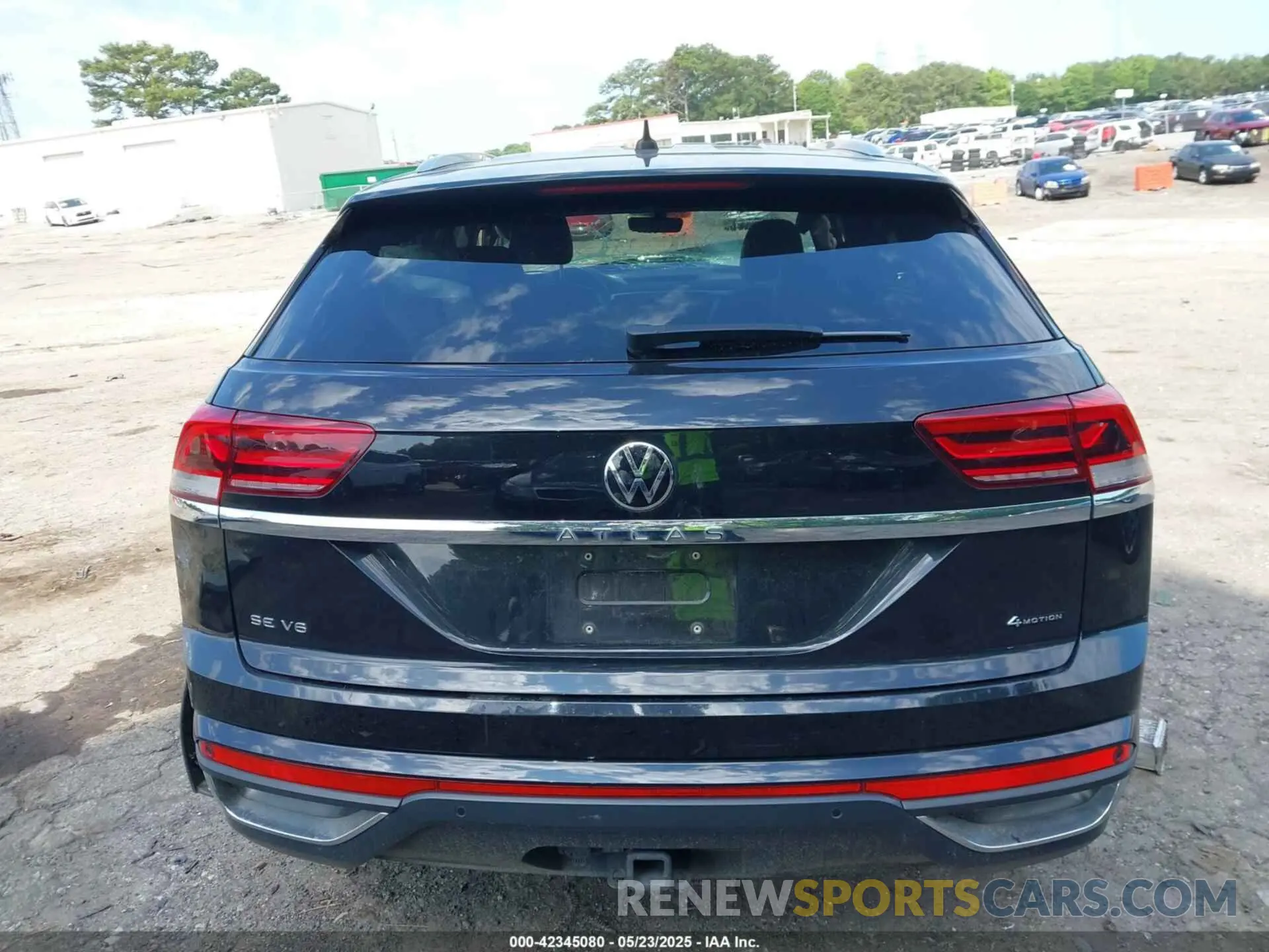 15 Photograph of a damaged car 1V2HE2CA8PC203505 VOLKSWAGEN ATLAS CROSS SPORT 2023